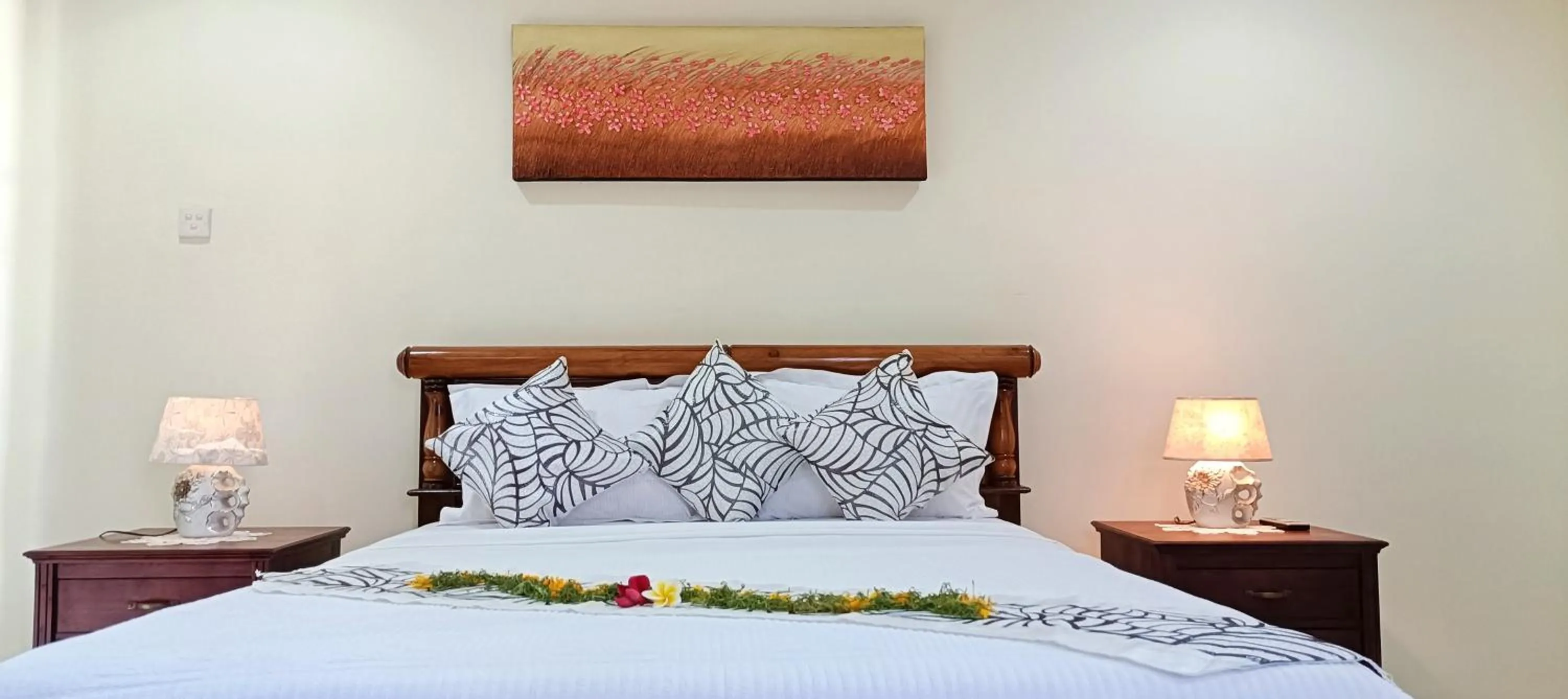 Bed in Villa Lilly Sea View Private Pool