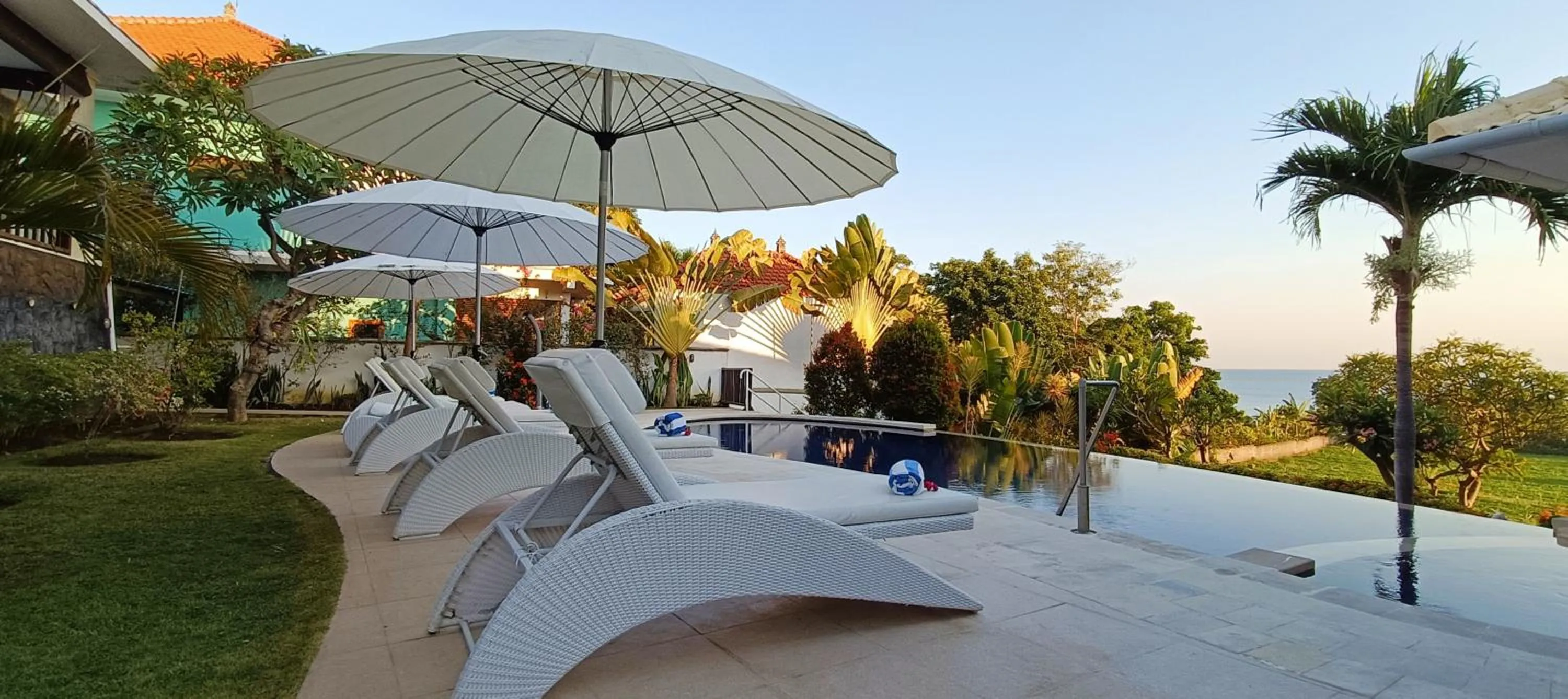 Swimming pool in Villa Lilly Sea View Private Pool