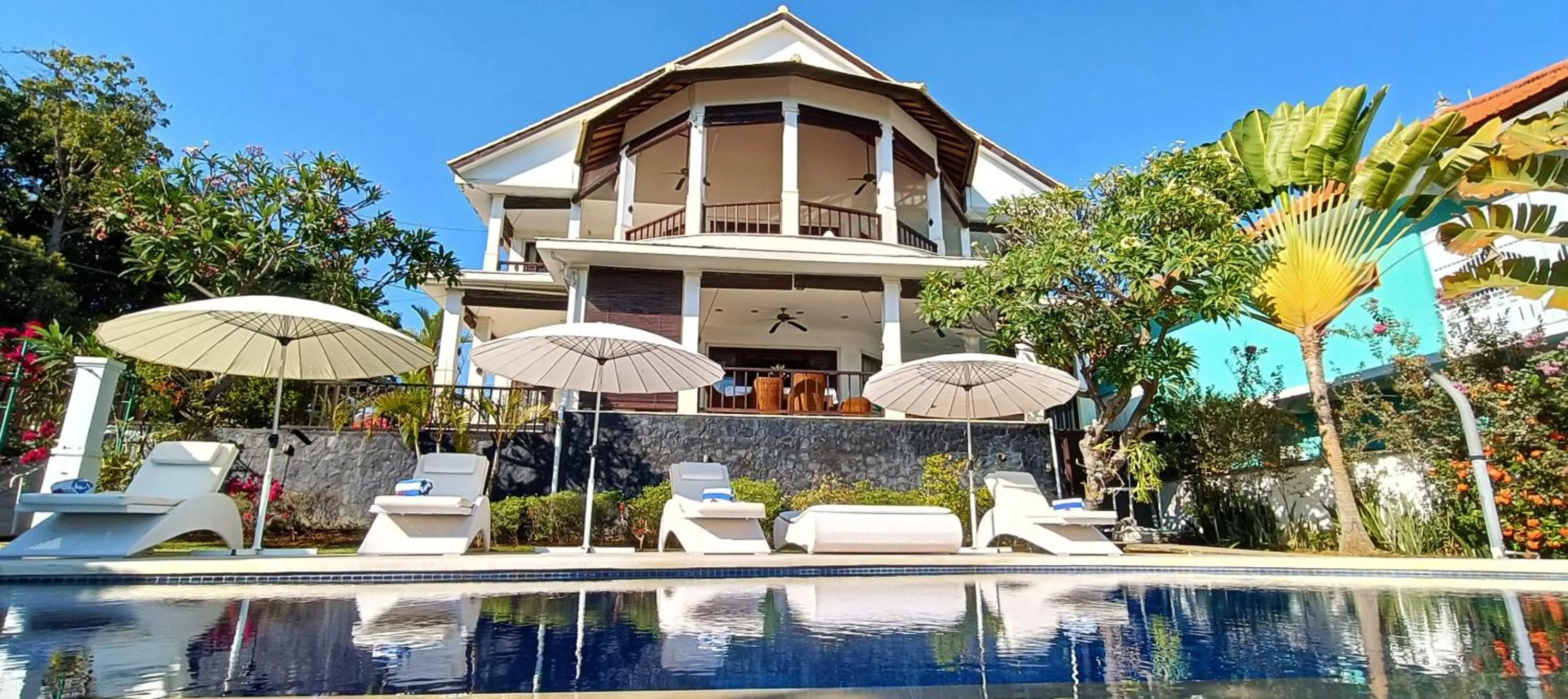 Property building in Villa Lilly Sea View Private Pool