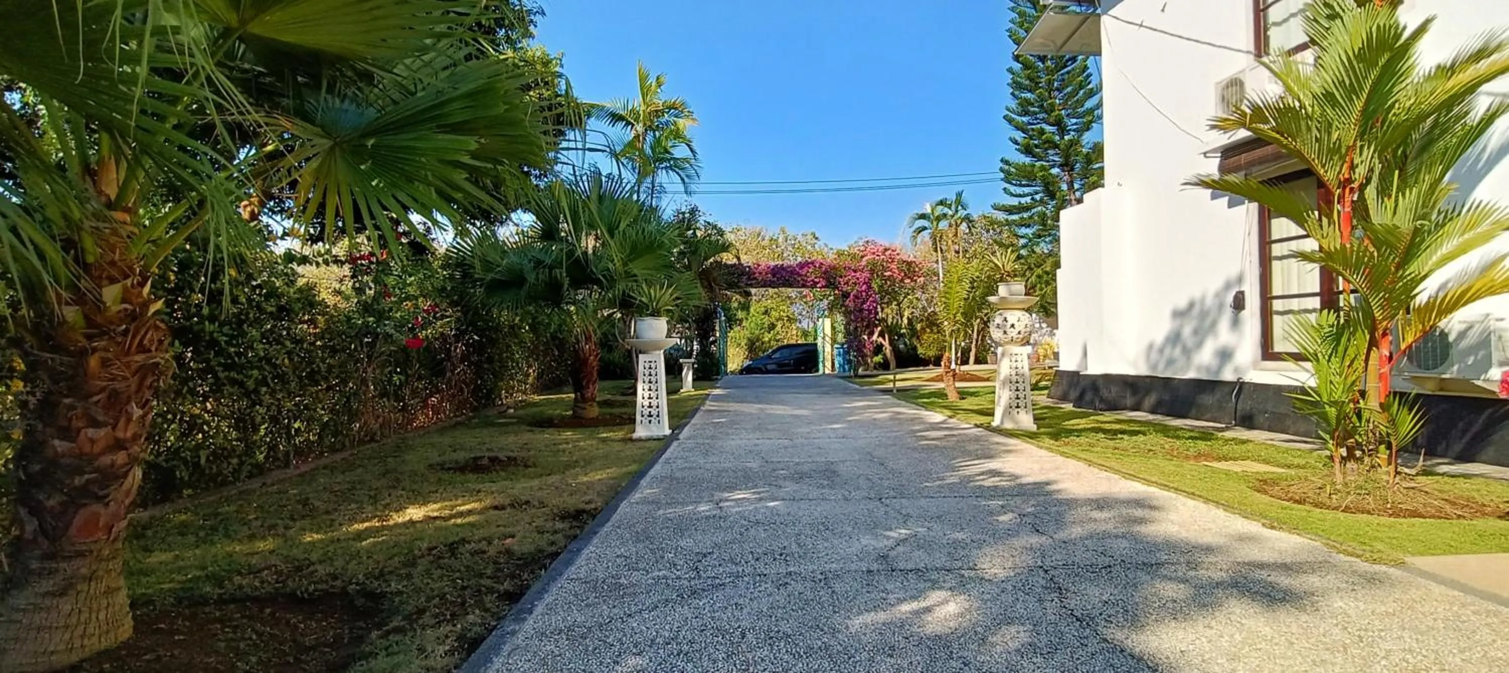 Facade/entrance in Villa Lilly Sea View Private Pool