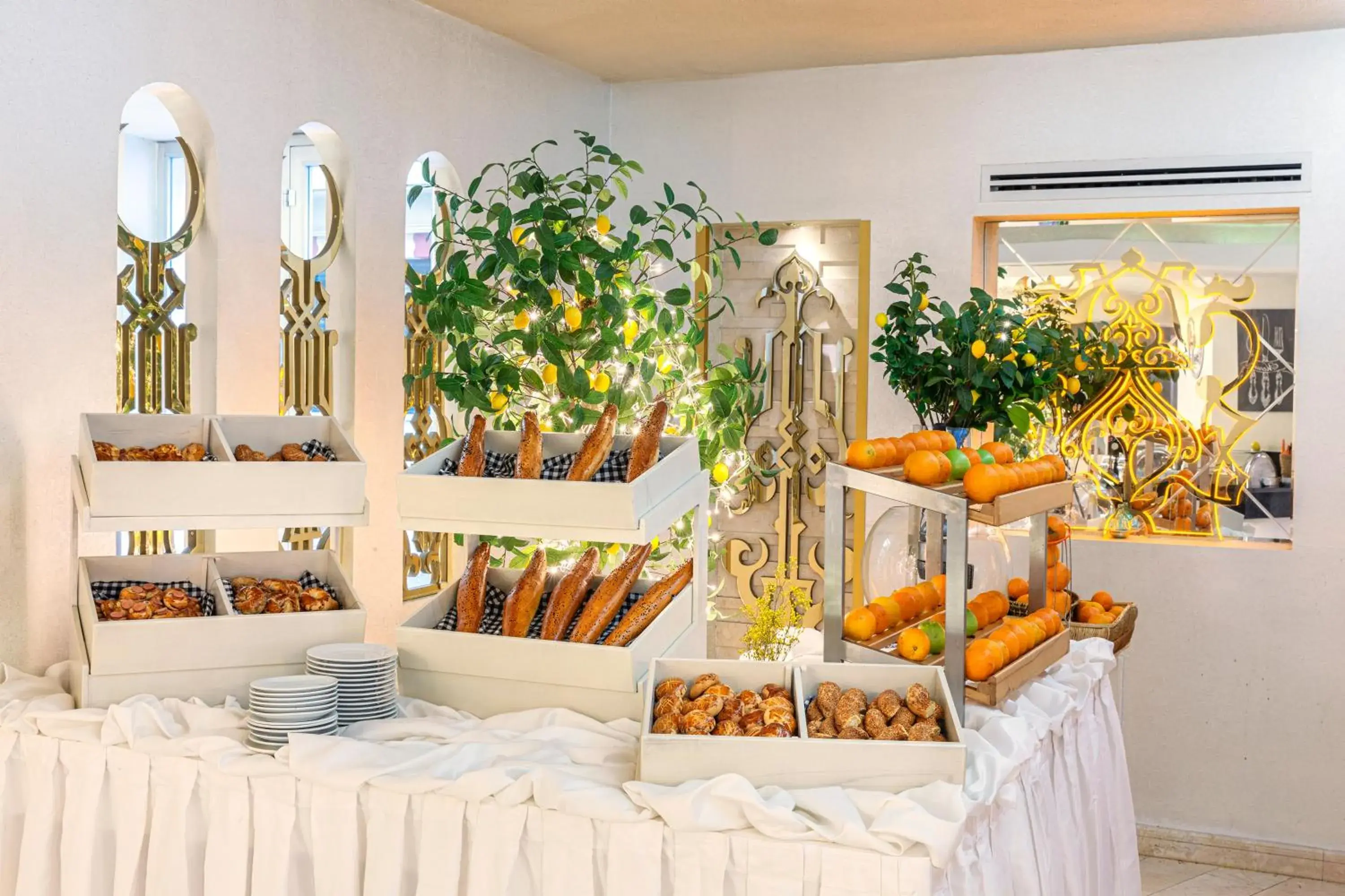 Food and drinks in Hotel Ipek Palas Food and drinks in Hotel Ipek Palas