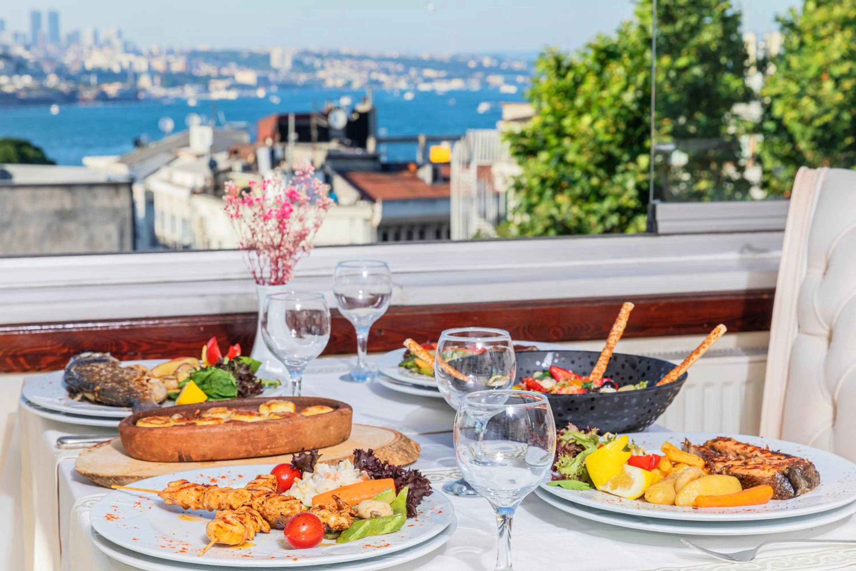 View (from property/room) in Hotel Ipek Palas