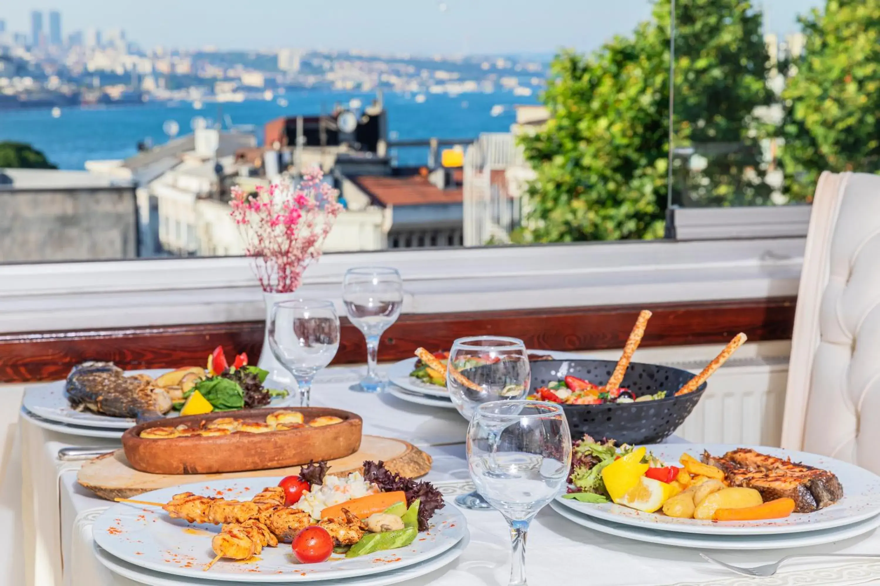 View (from property/room) in Hotel Ipek Palas View (from property/room) in Hotel Ipek Palas