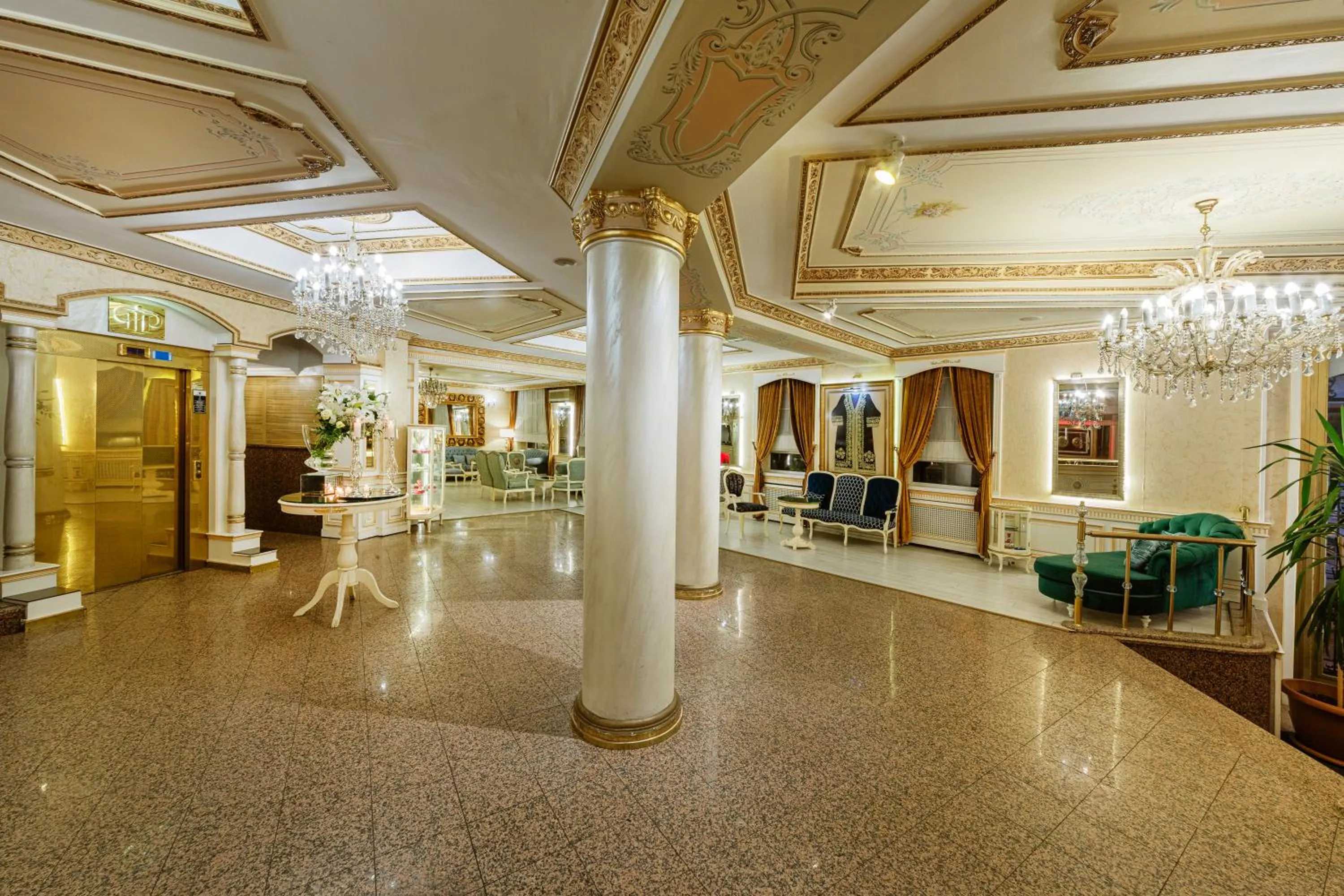 Lobby or reception in Hotel Ipek Palas