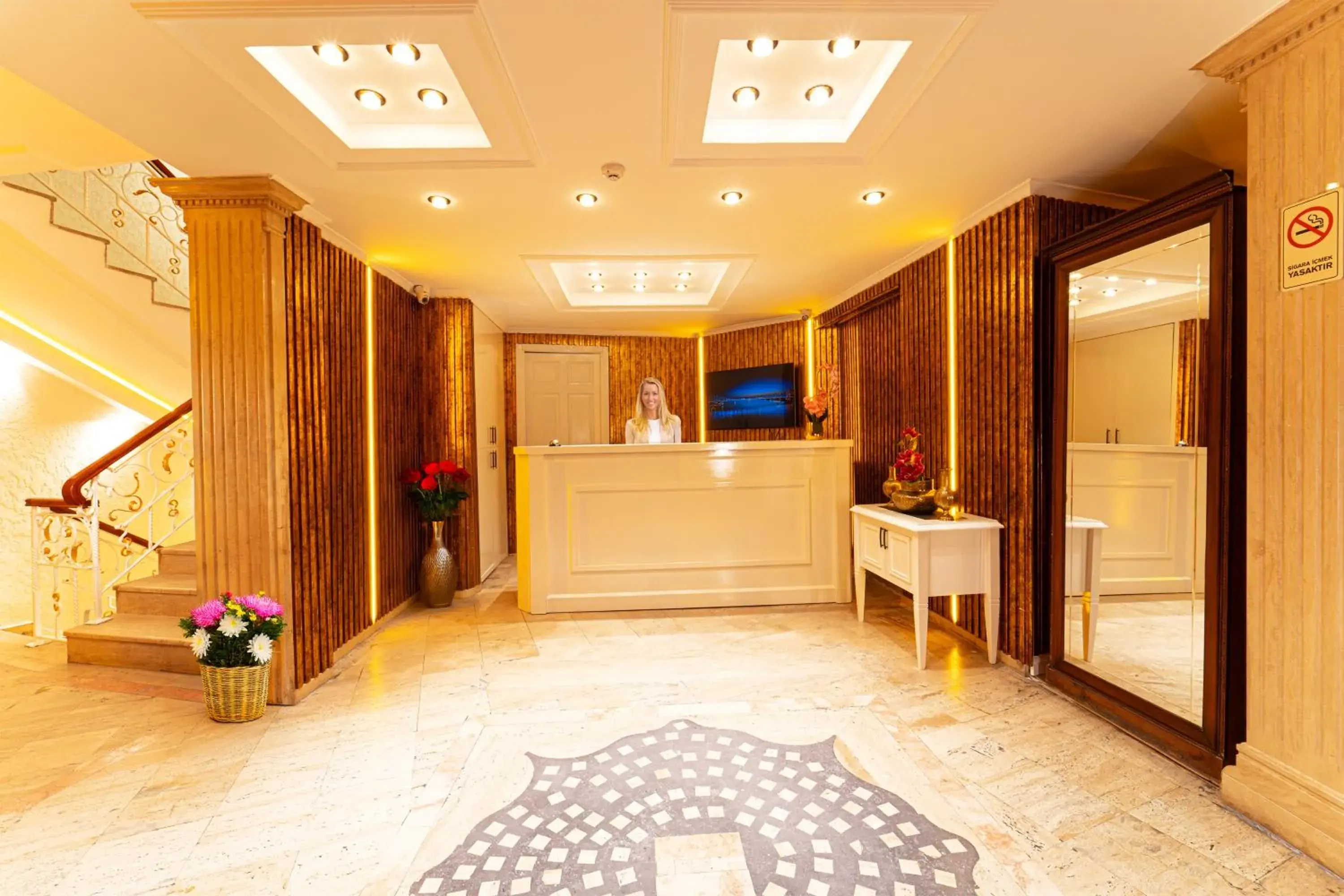 Lobby or reception in Ayasofya Hotel - Special Class Lobby or reception in Ayasofya Hotel - Special Class