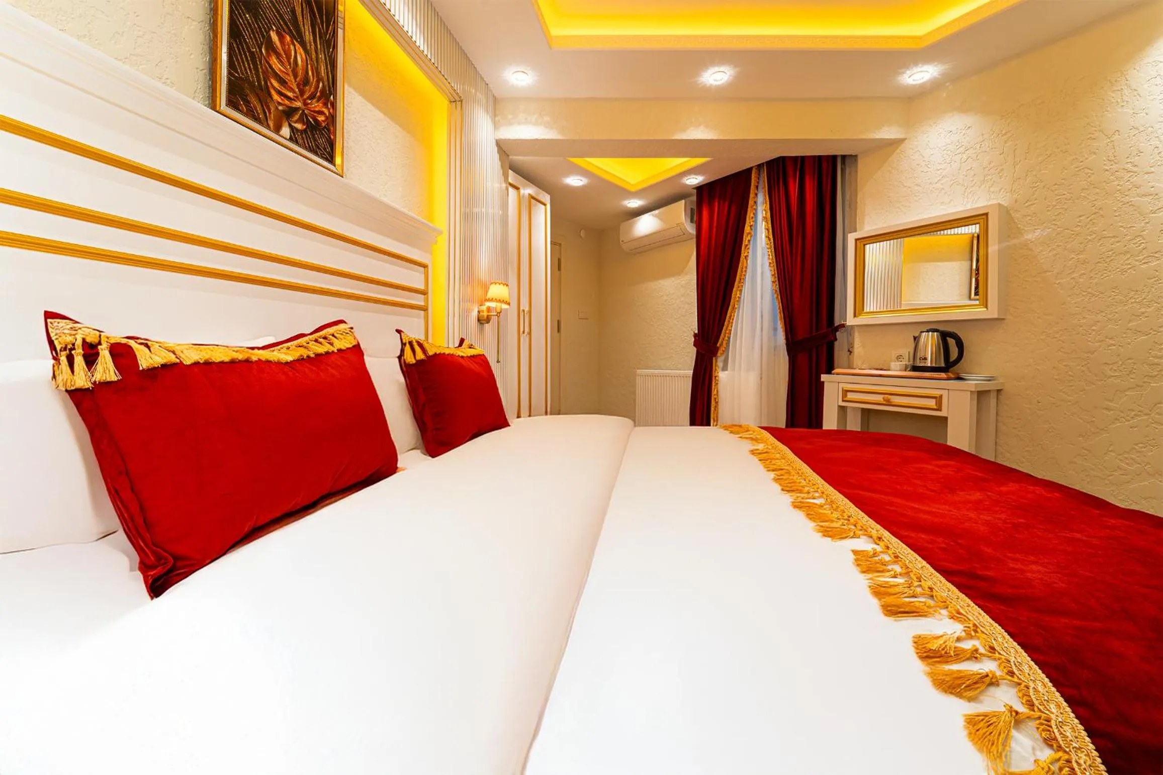 Bed in Ayasofya Hotel - Special Class