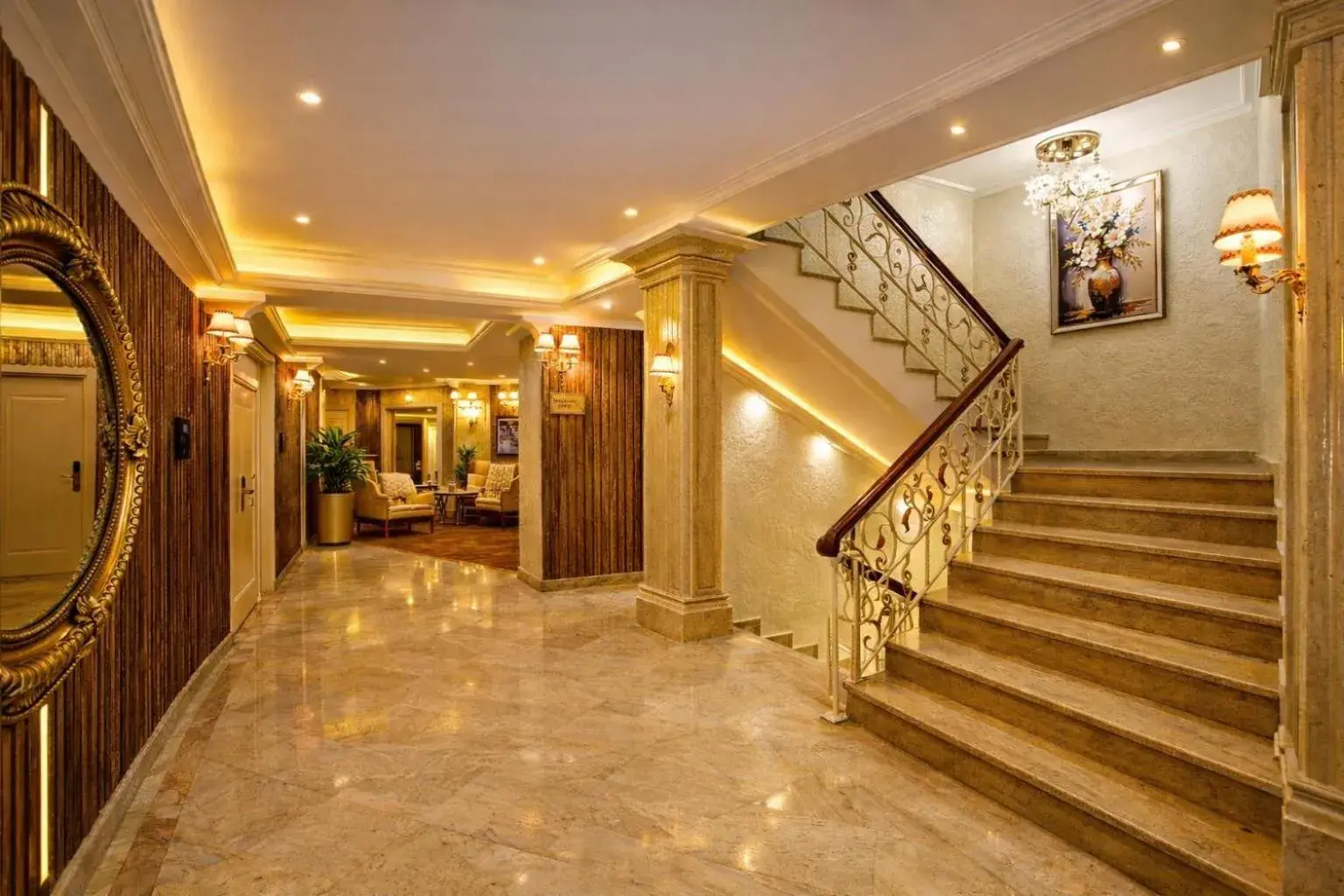 Property building in Ayasofya Hotel - Special Class Property building in Ayasofya Hotel - Special Class