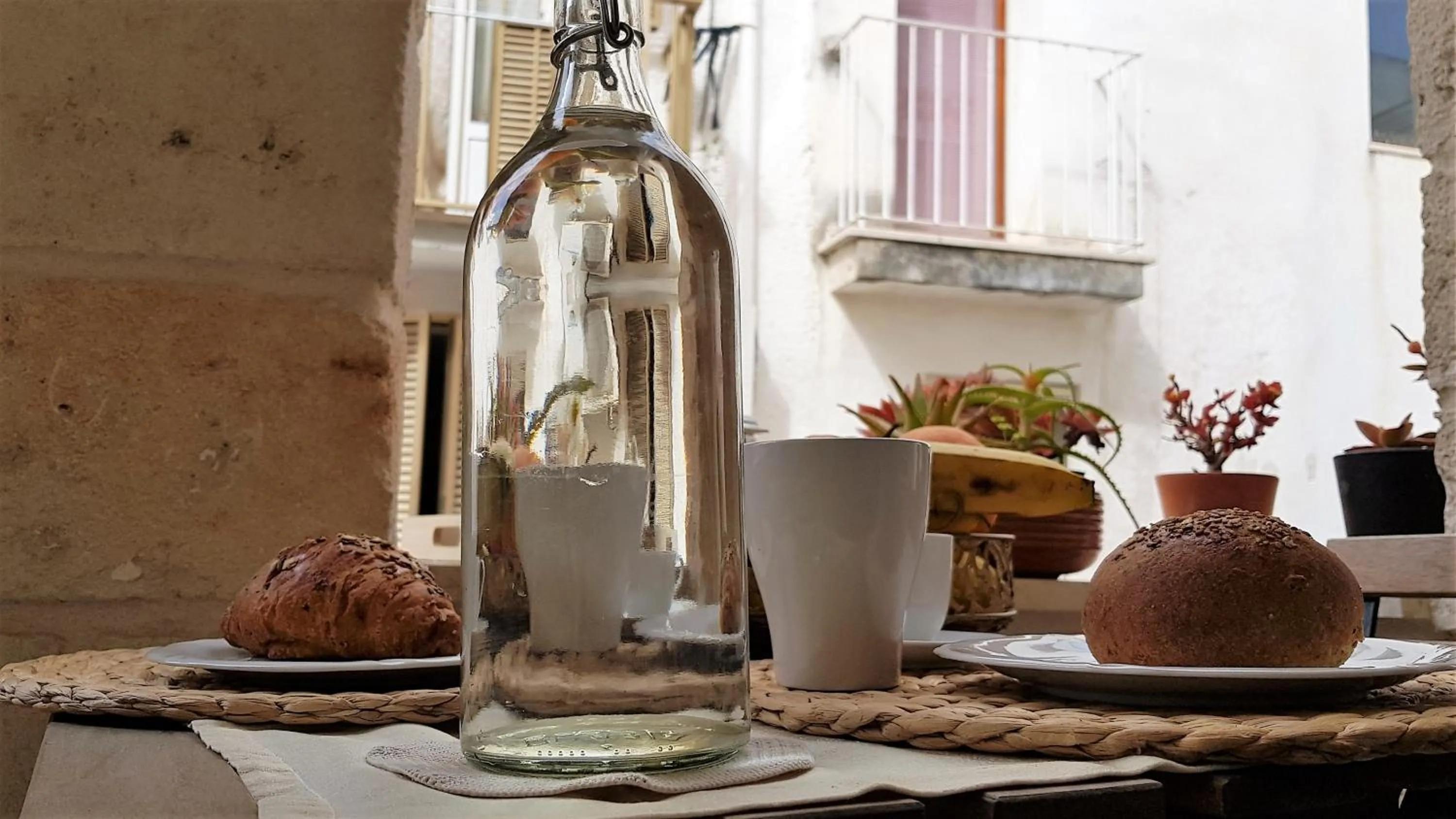 Breakfast in Sea and Tradition b&b