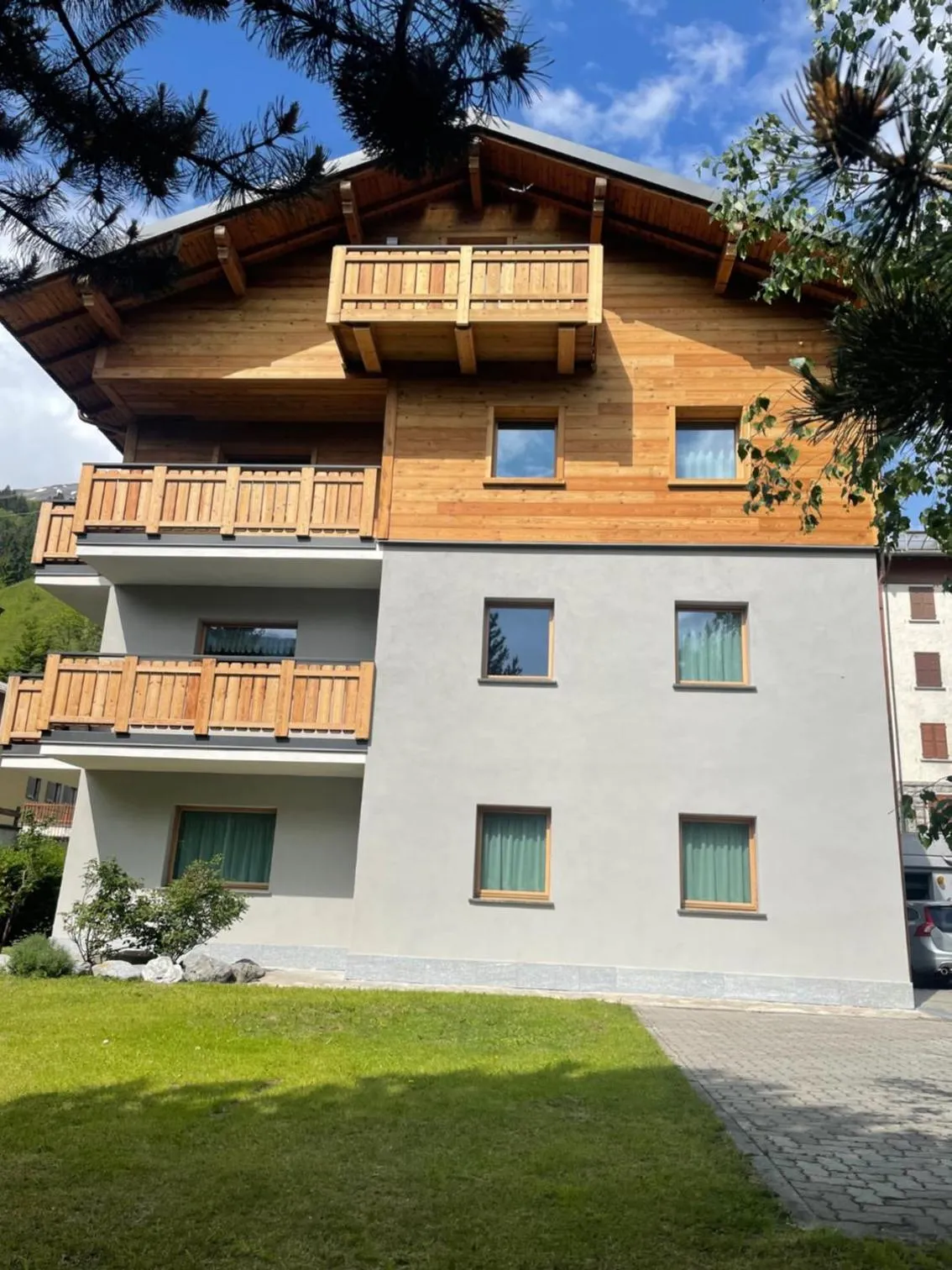 Property building in La Casa di Armando