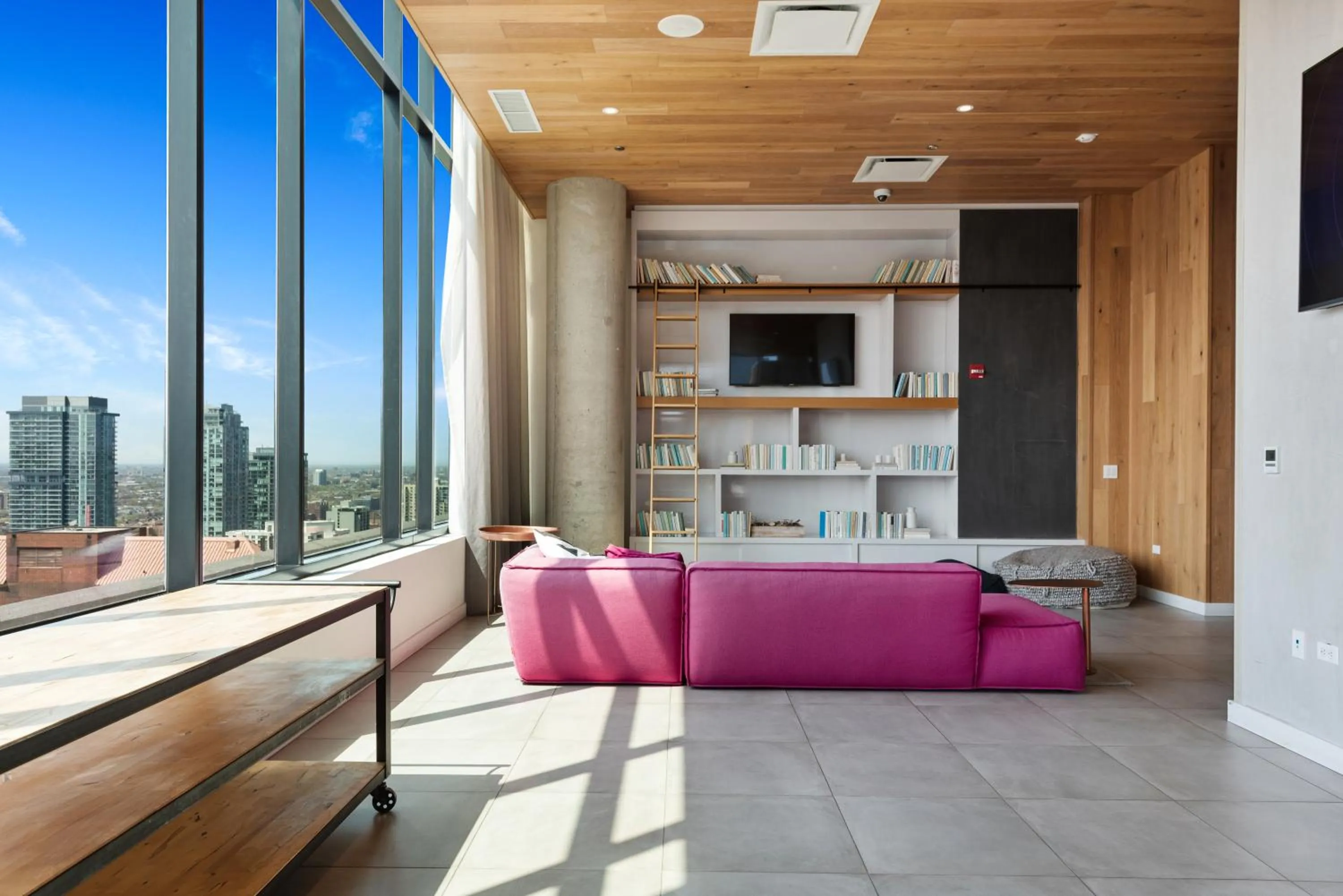 Communal lounge/ TV room in Aurelien Spacious Apartments in the Heart of Gold Coast