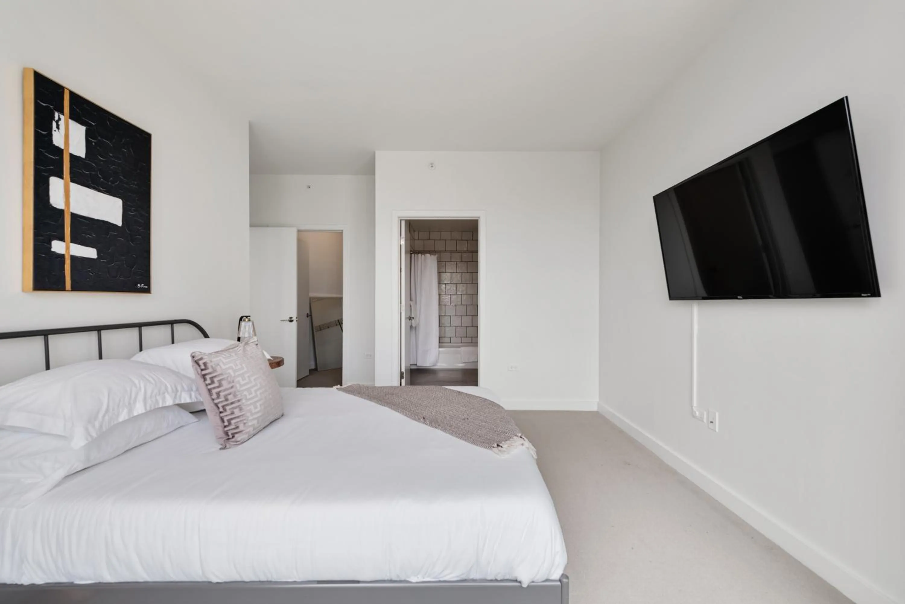 Bedroom, Bed in Aurelien Spacious Apartments in the Heart of Gold Coast