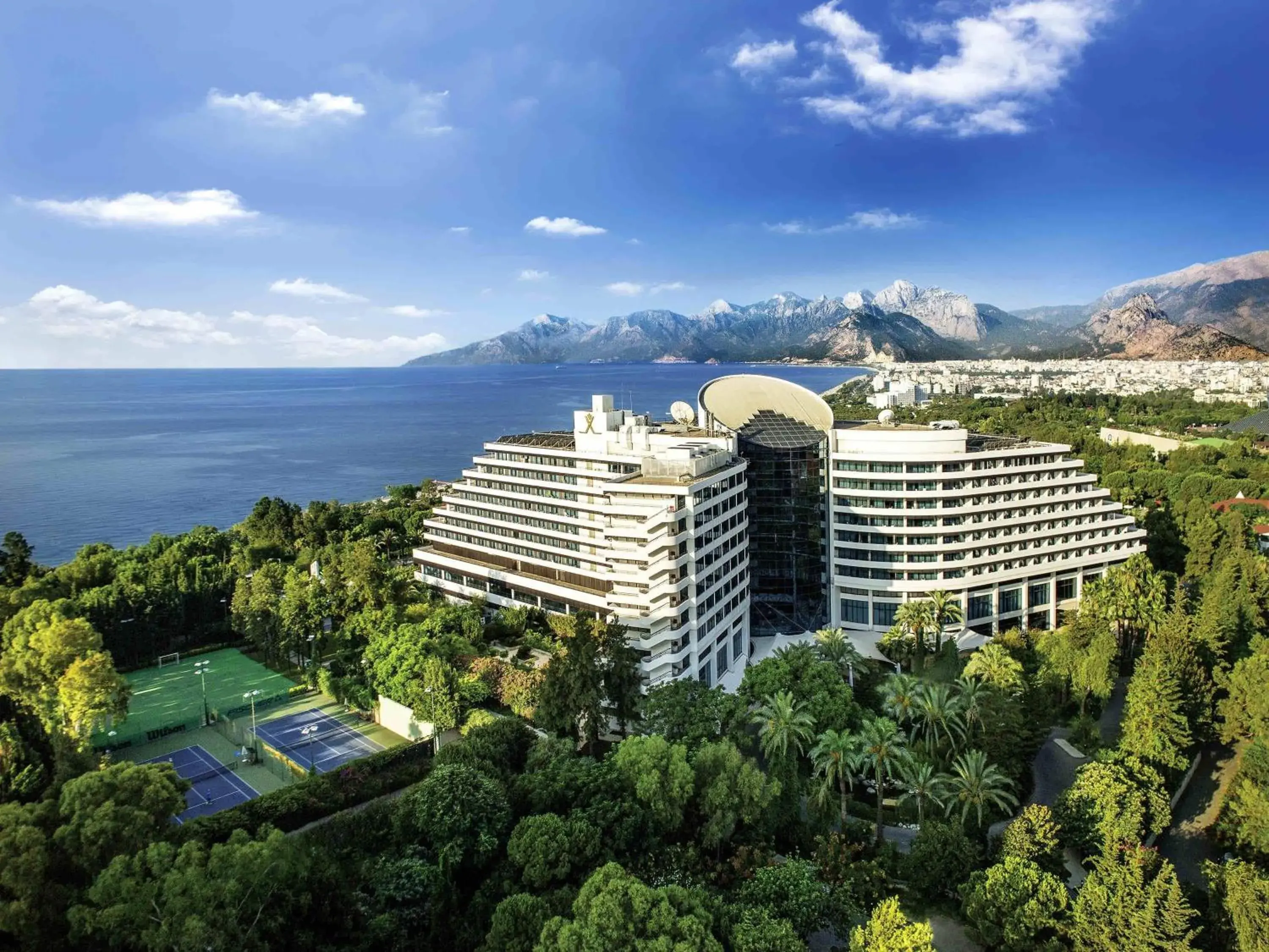 Property building in Rixos Downtown Antalya - The Land Of Legends Access Property building in Rixos Downtown Antalya - The Land Of Legends Access