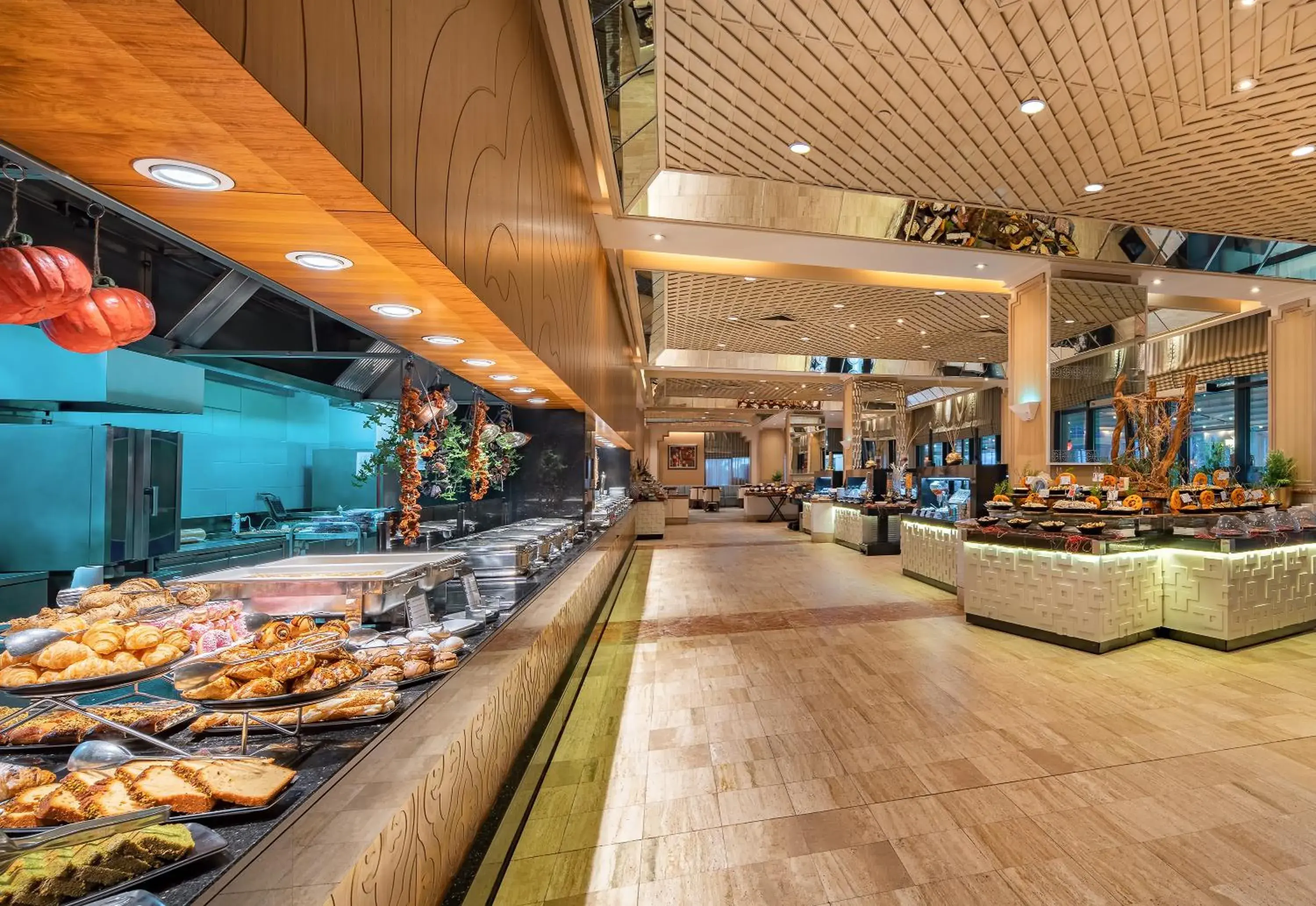 Breakfast in Rixos Downtown Antalya - The Land Of Legends Access Breakfast in Rixos Downtown Antalya - The Land Of Legends Access