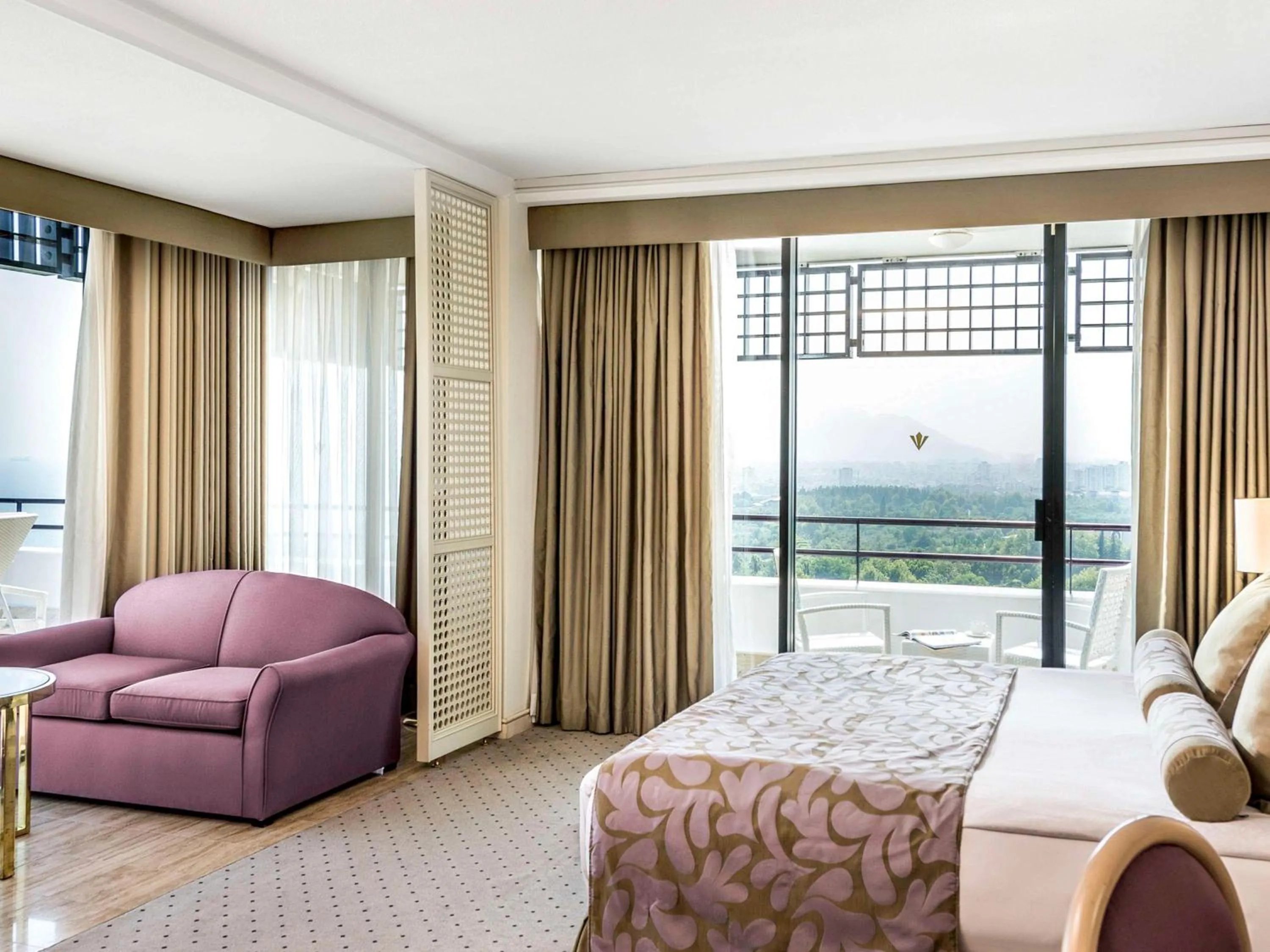 Bedroom, Bed in Rixos Downtown Antalya - The Land Of Legends Access