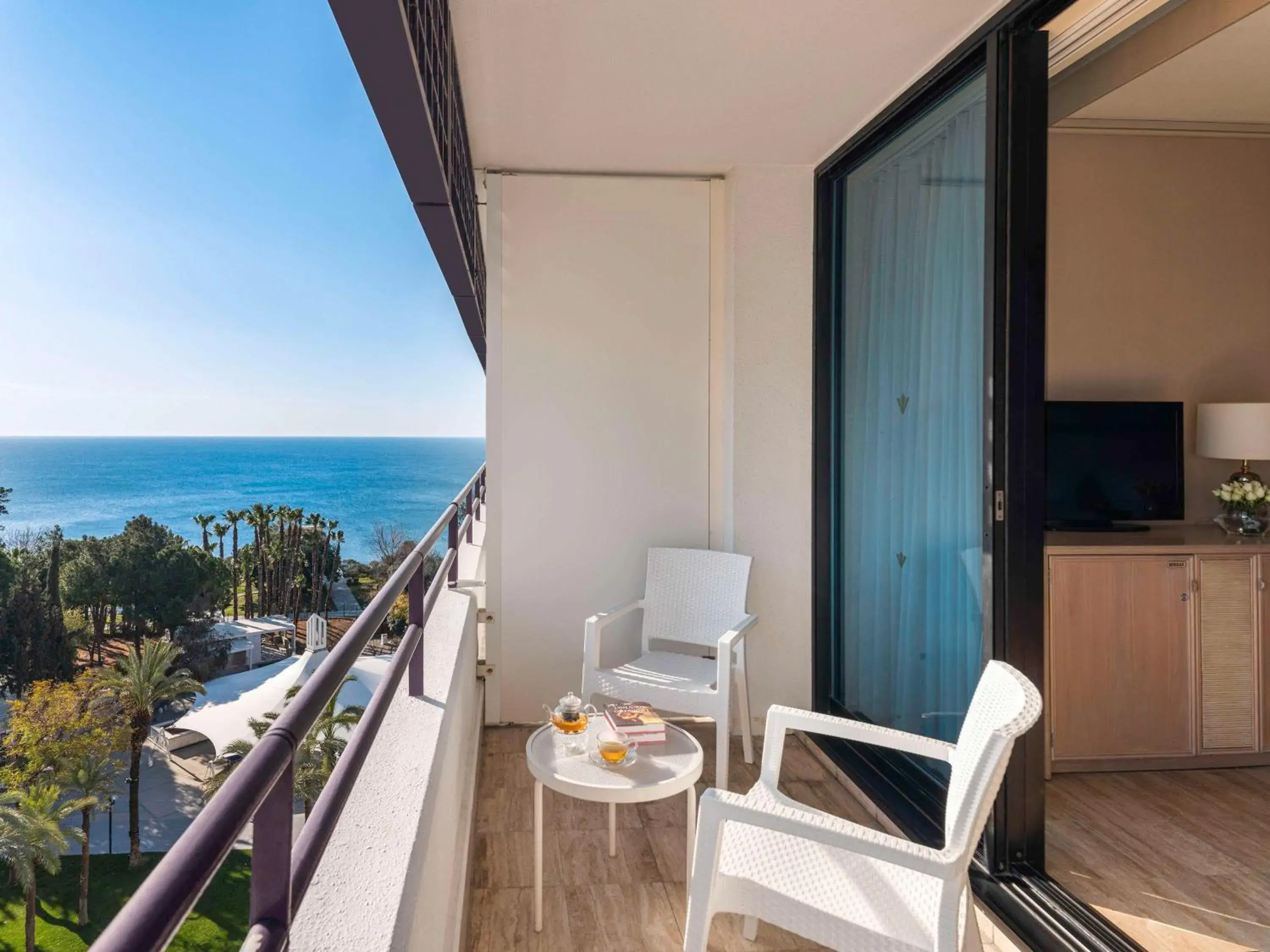 Bedroom in Rixos Downtown Antalya - The Land Of Legends Access Bedroom in Rixos Downtown Antalya - The Land Of Legends Access