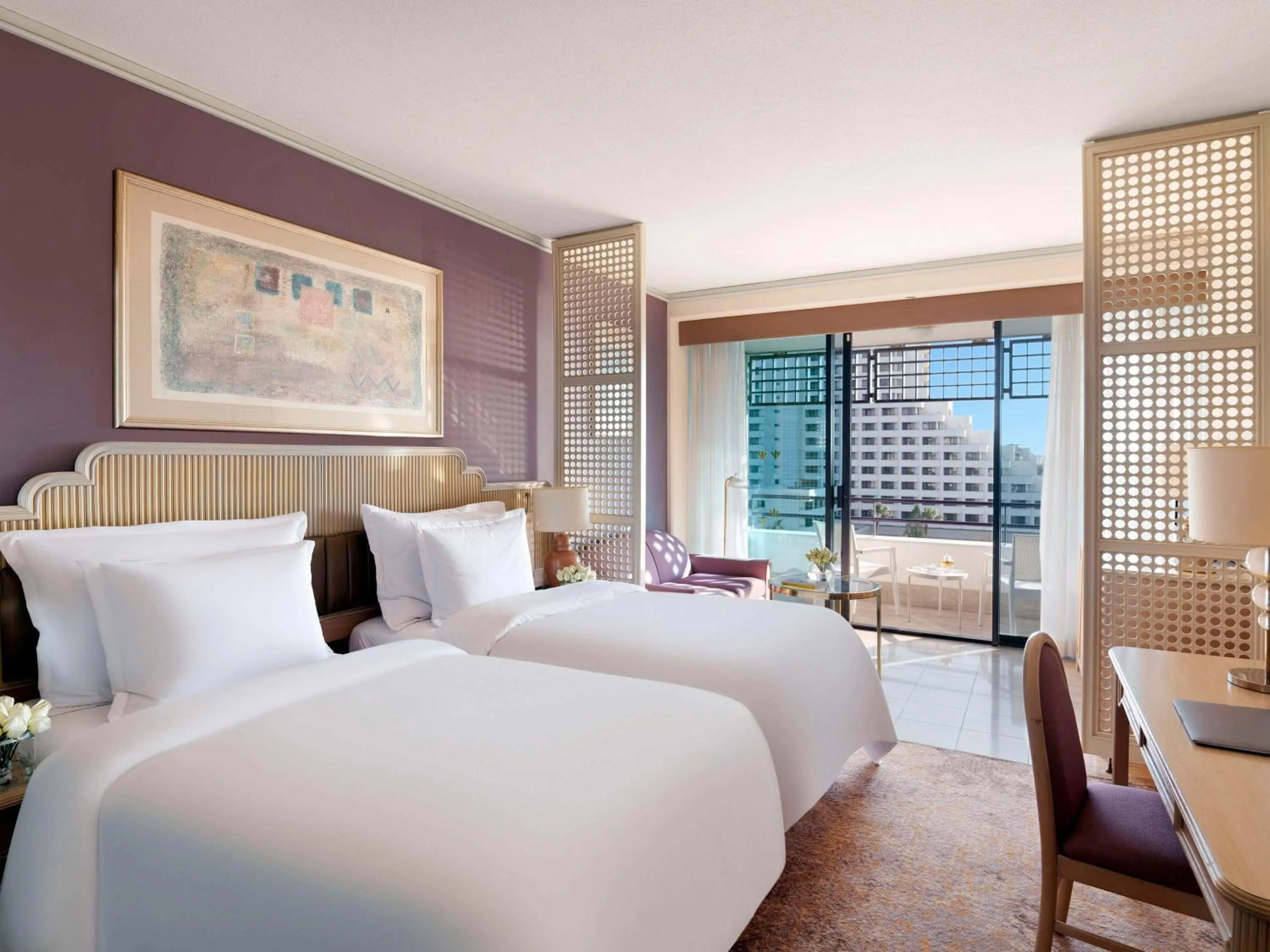 Bedroom, Bed in Rixos Downtown Antalya - The Land Of Legends Access