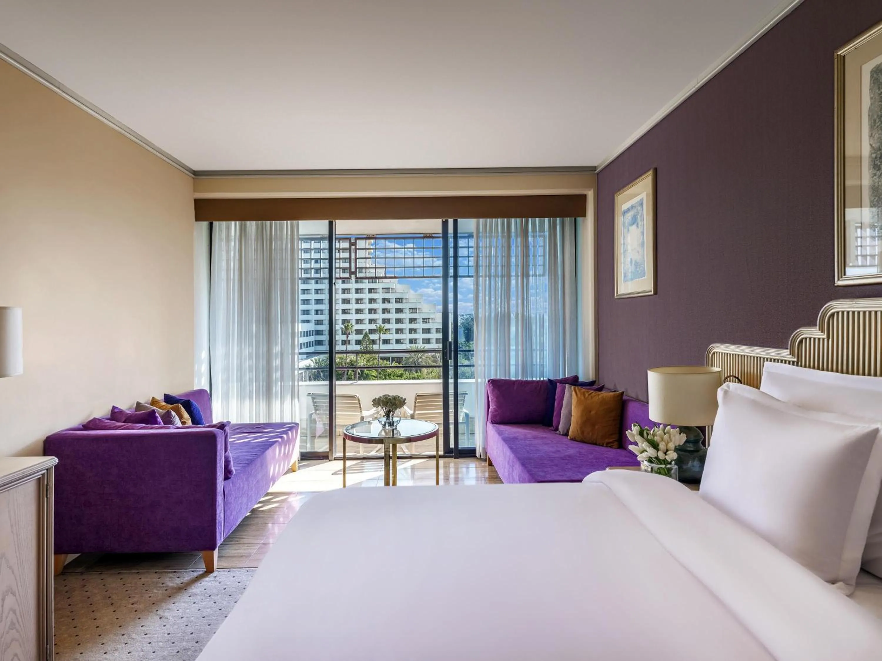 Bedroom, Bed in Rixos Downtown Antalya - The Land Of Legends Access