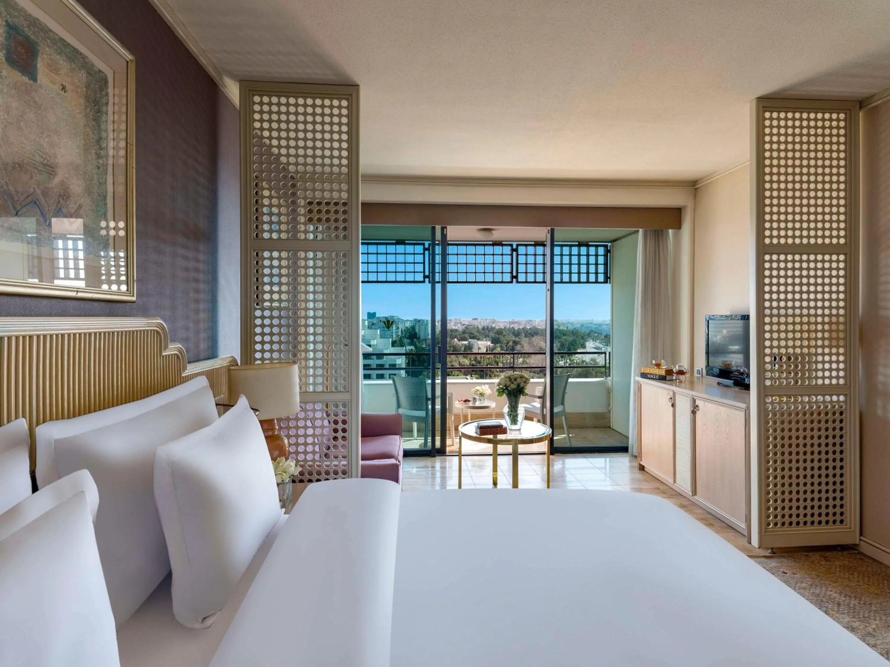 Bedroom, Bed in Rixos Downtown Antalya - The Land Of Legends Access