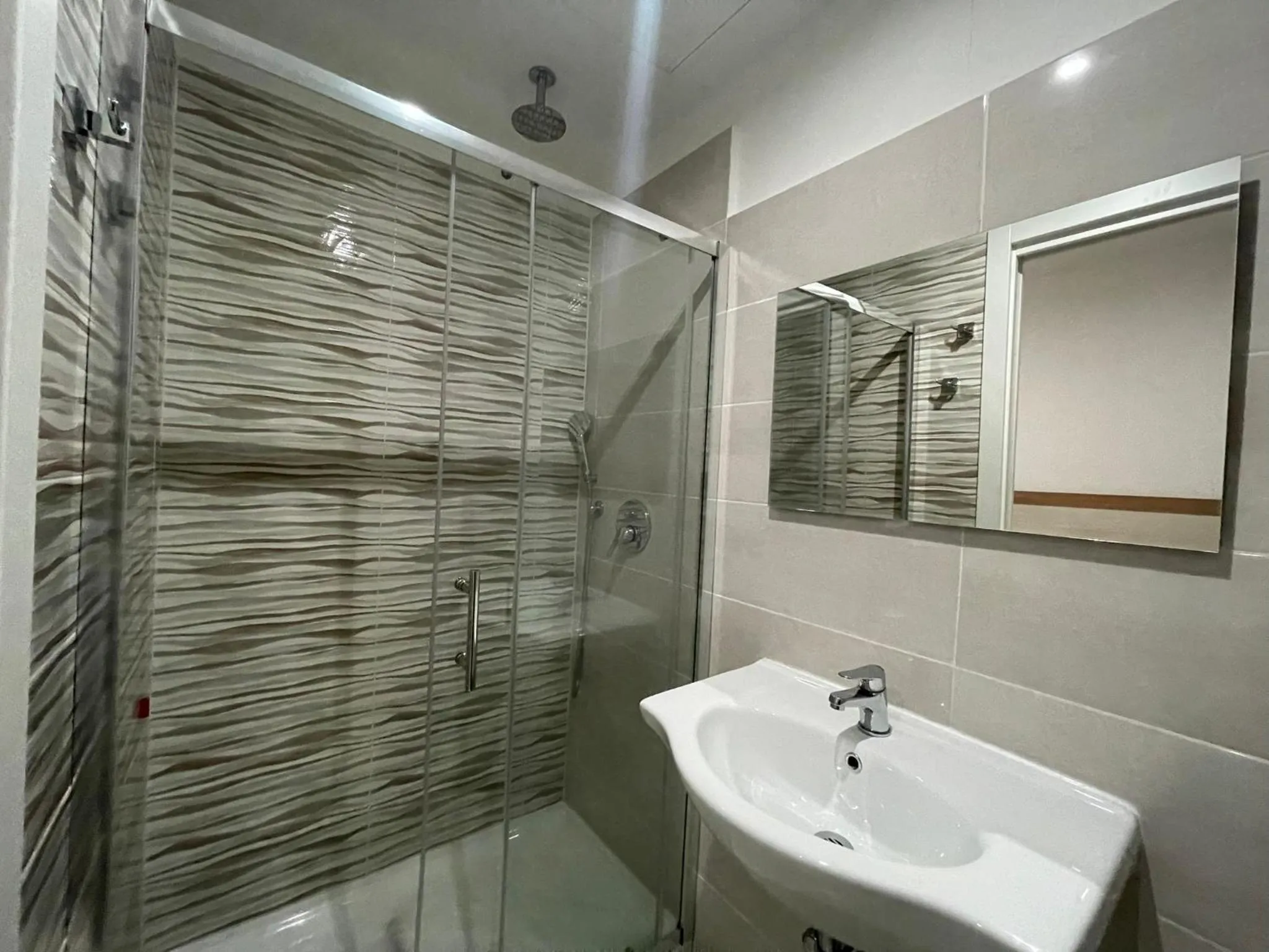 Shower in Hotel 26
