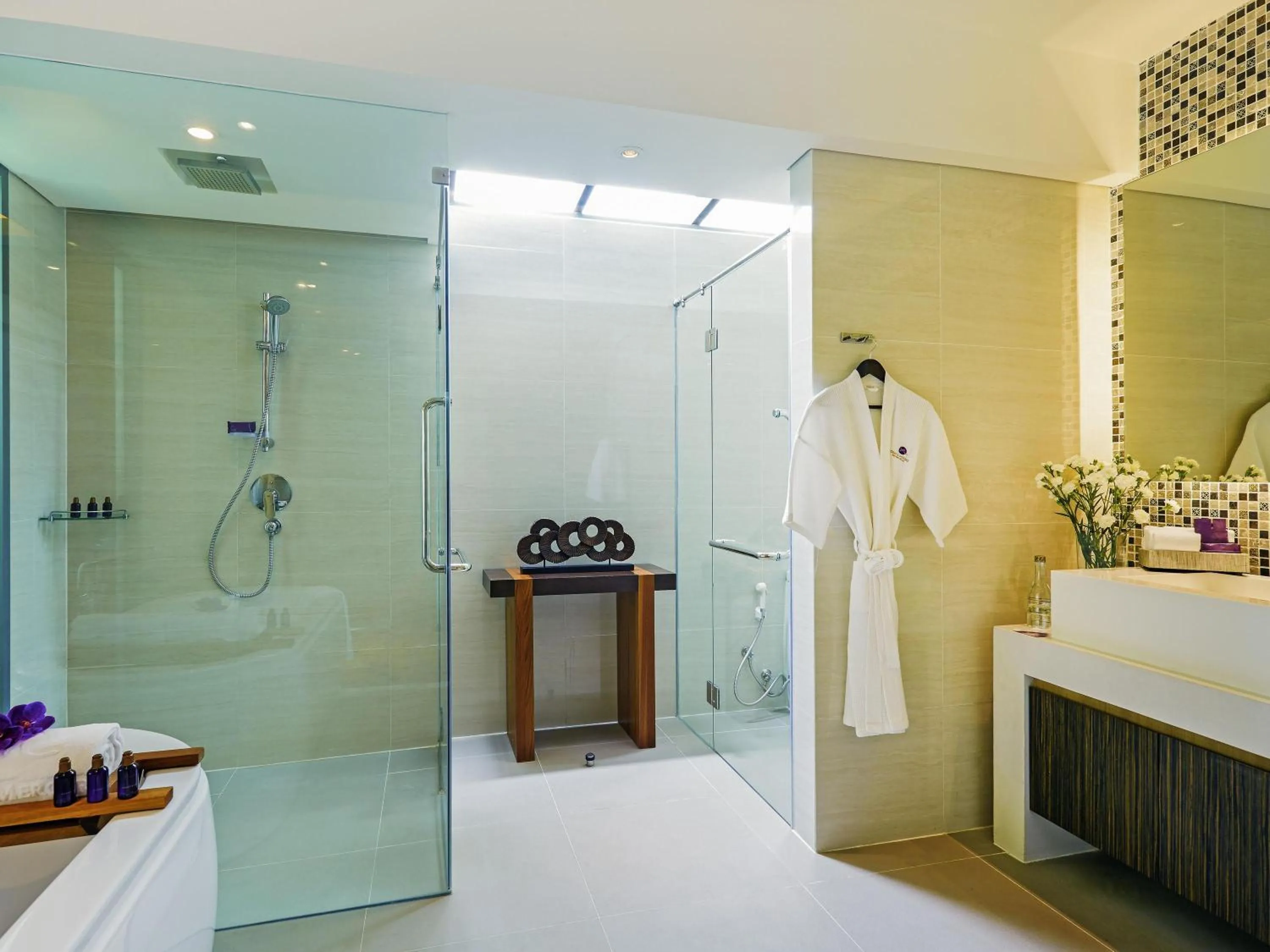 Bedroom in Grand Mercure Phuket Patong