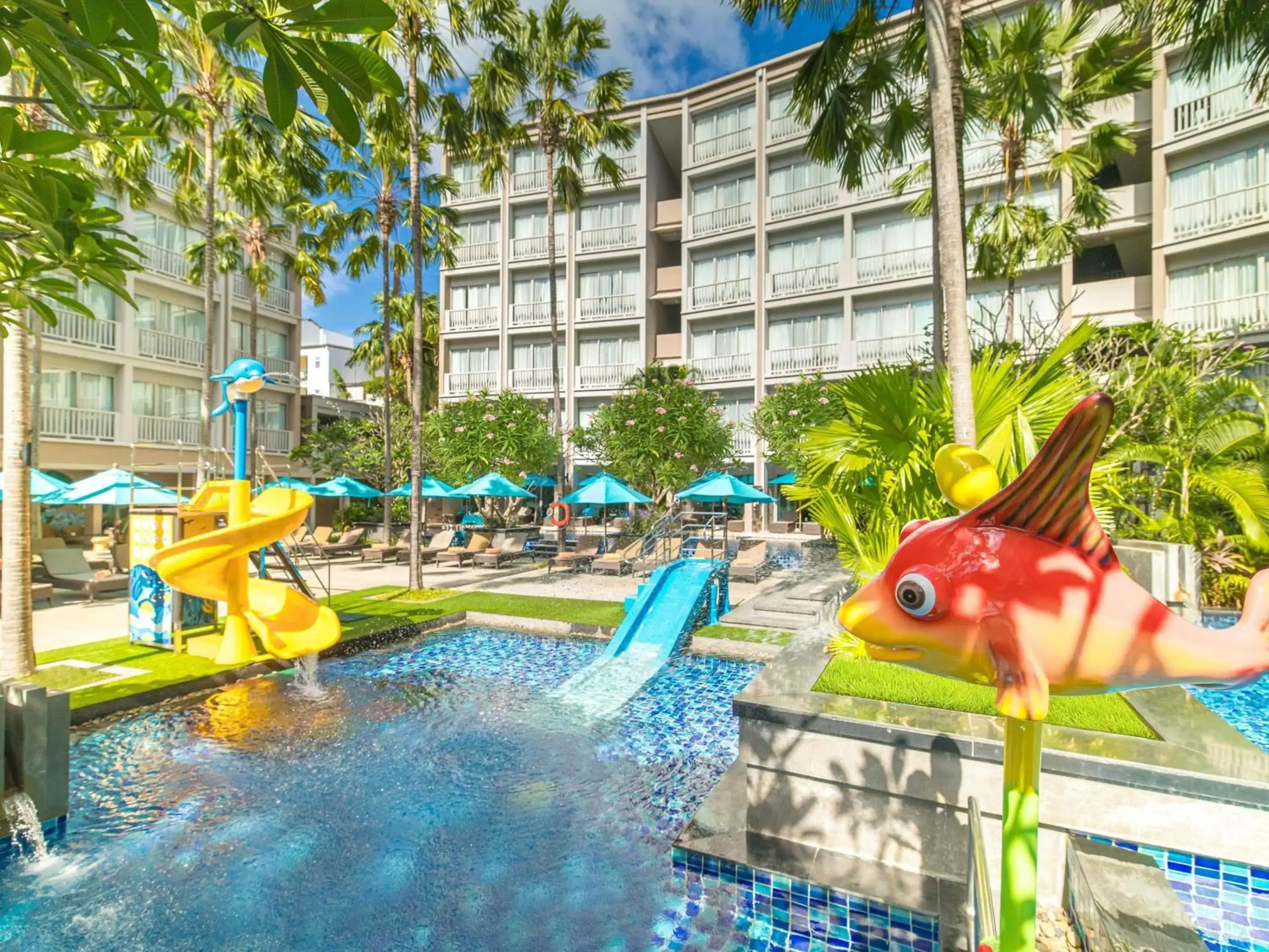 Property building in Grand Mercure Phuket Patong Property building in Grand Mercure Phuket Patong