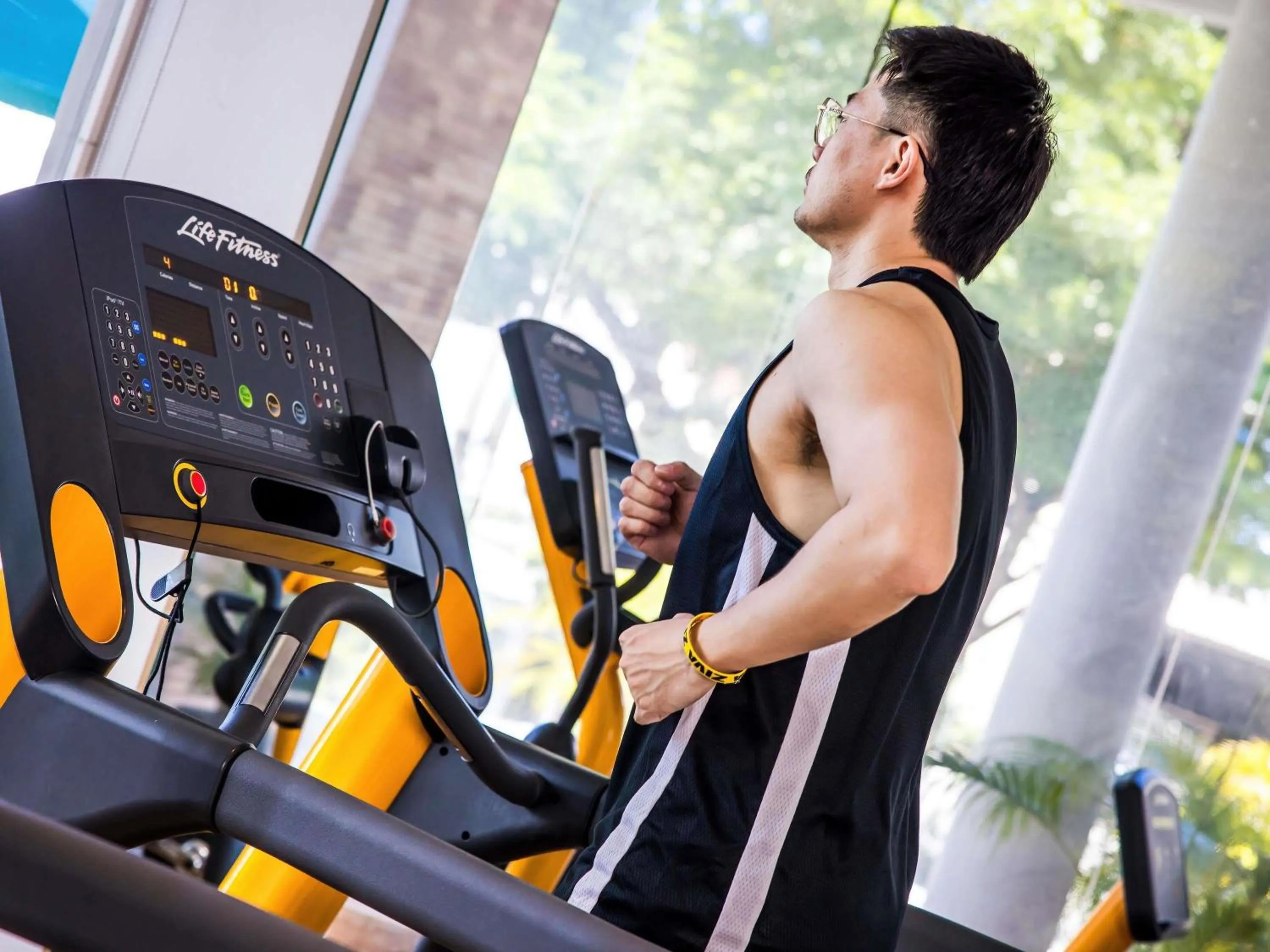 Fitness centre/facilities in Grand Mercure Phuket Patong