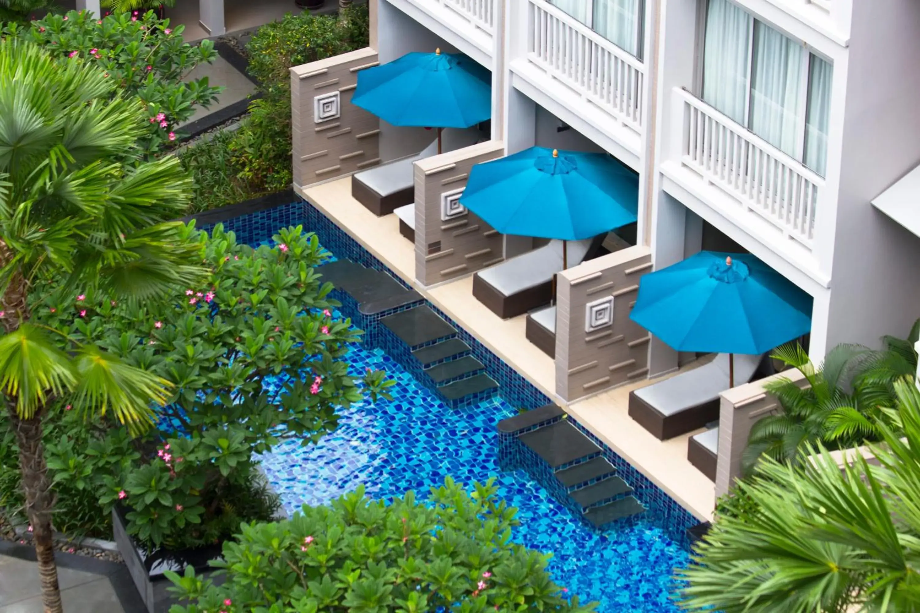 Swimming pool in Grand Mercure Phuket Patong Swimming pool in Grand Mercure Phuket Patong