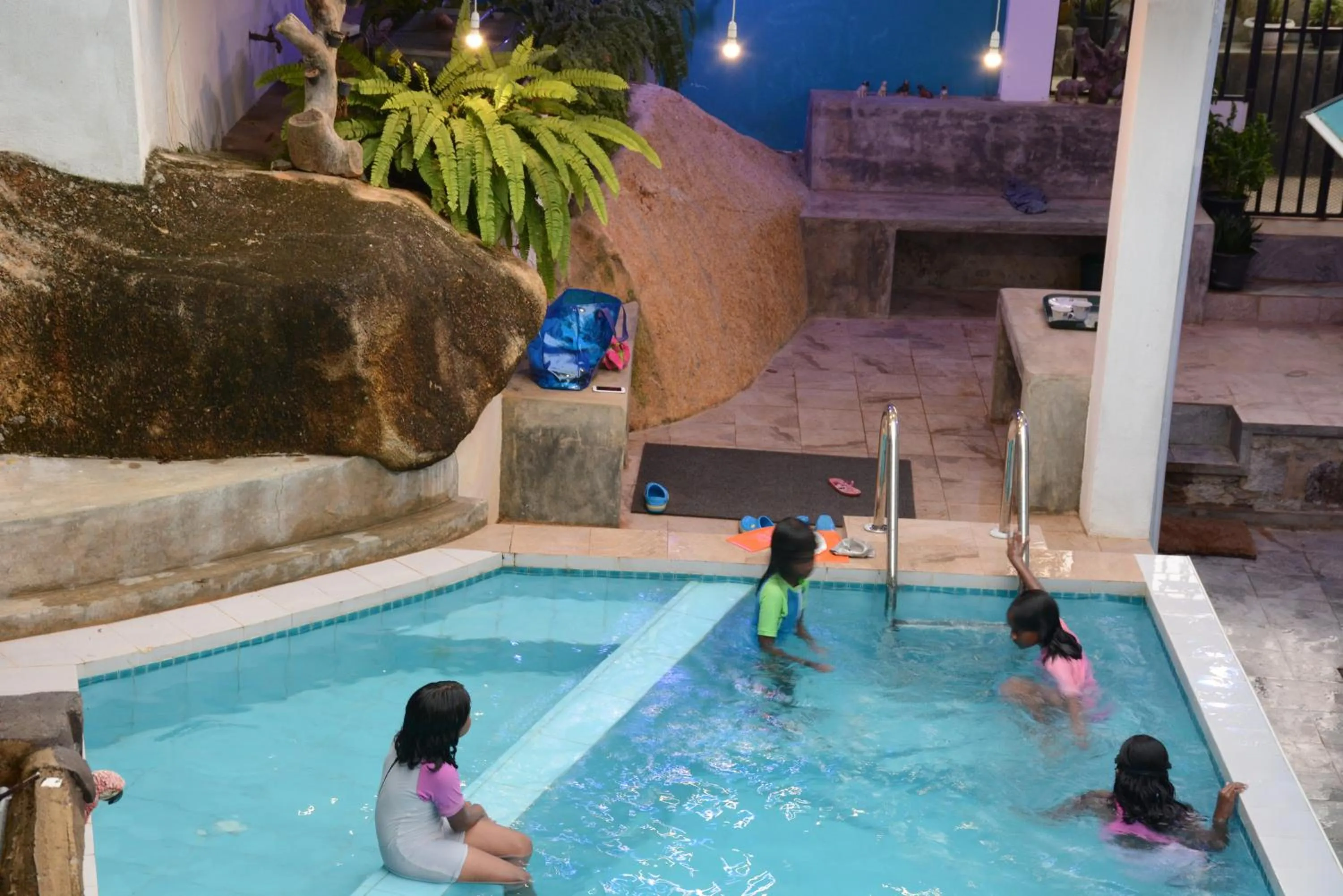 Swimming pool in Villa Baywatch, Rumassala