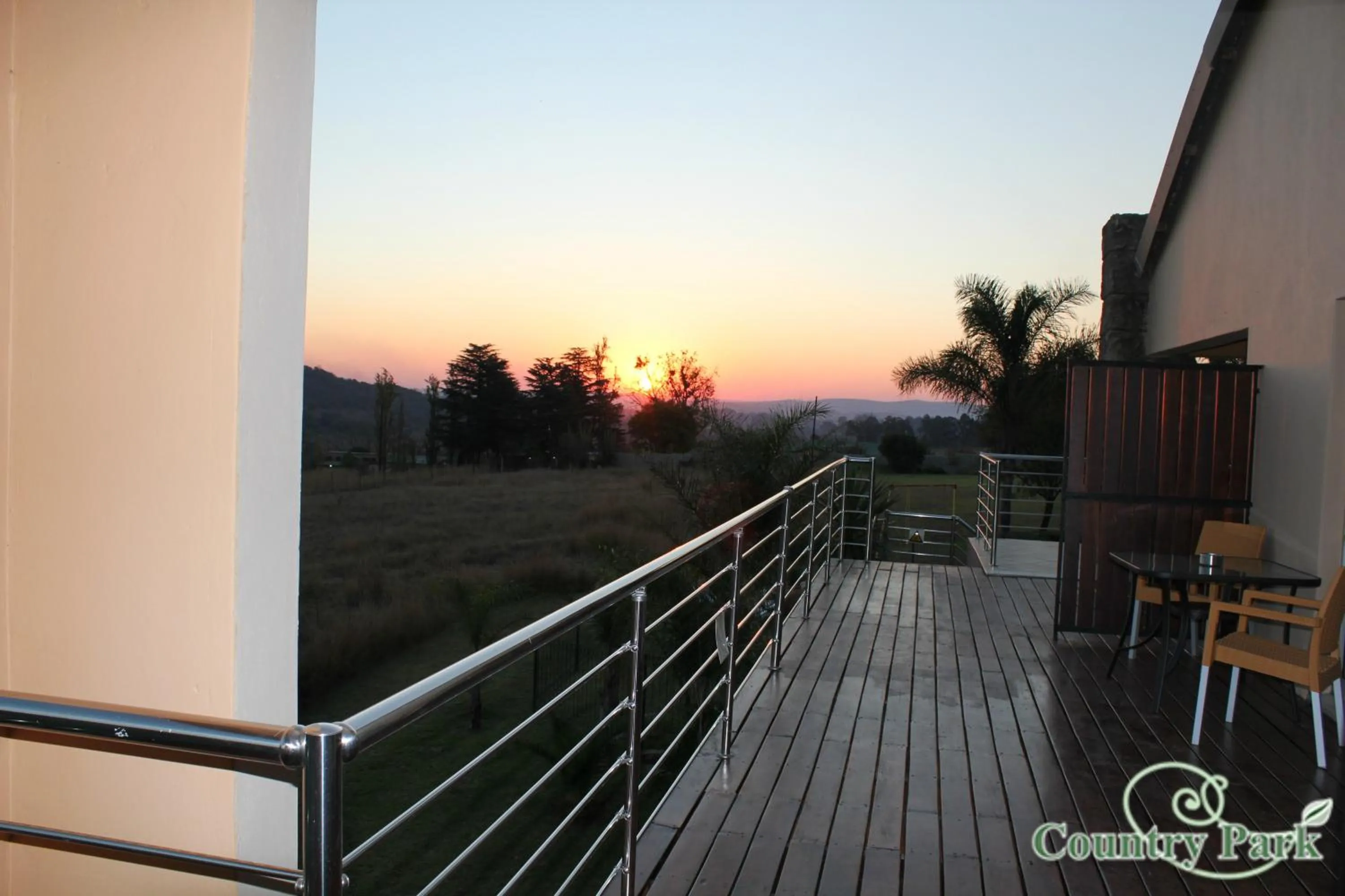 Garden view in Country Park Guest House - Muldersdrift