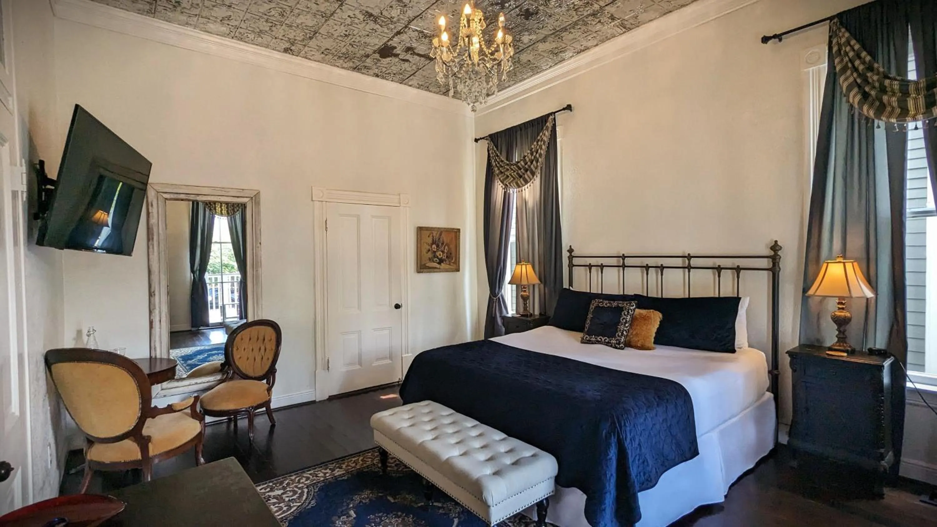Bedroom, Bed in The 1890 Freeman House