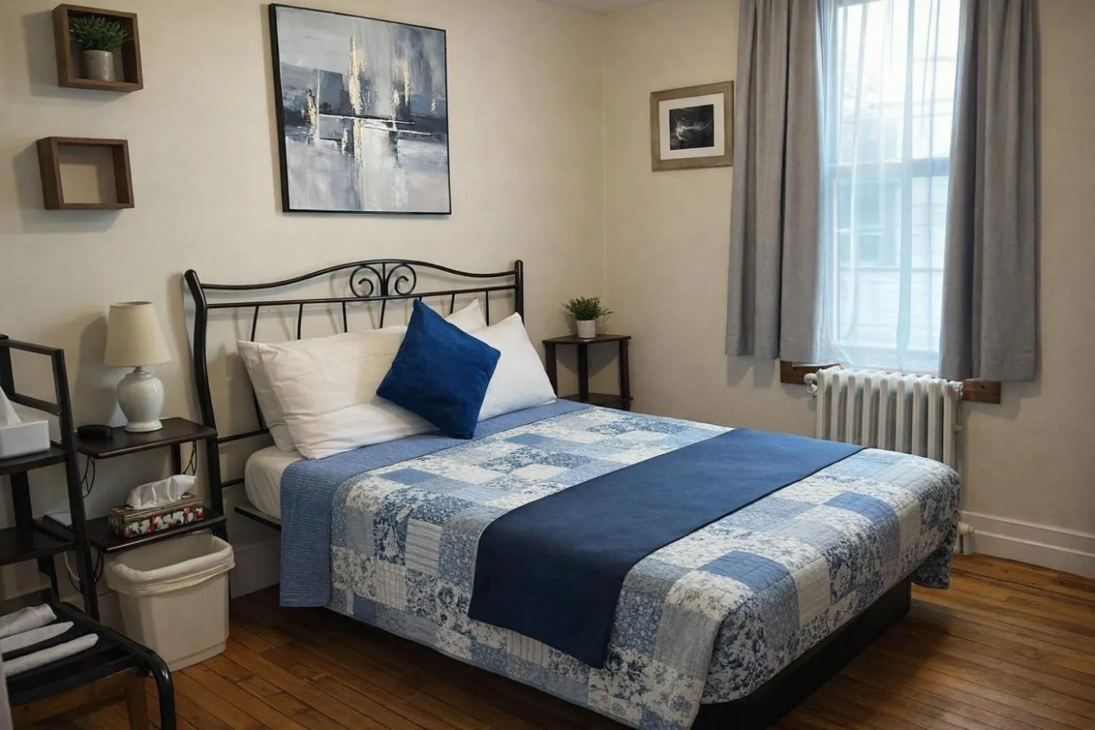 Bedroom, Bed in Auberge L'Orpailleur