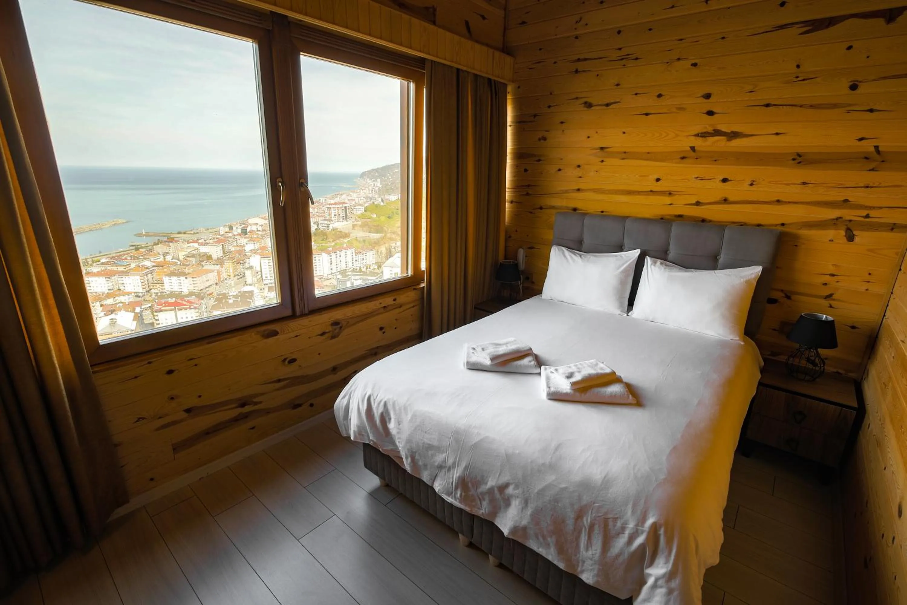 Bed in Sarı Köşk Hotel