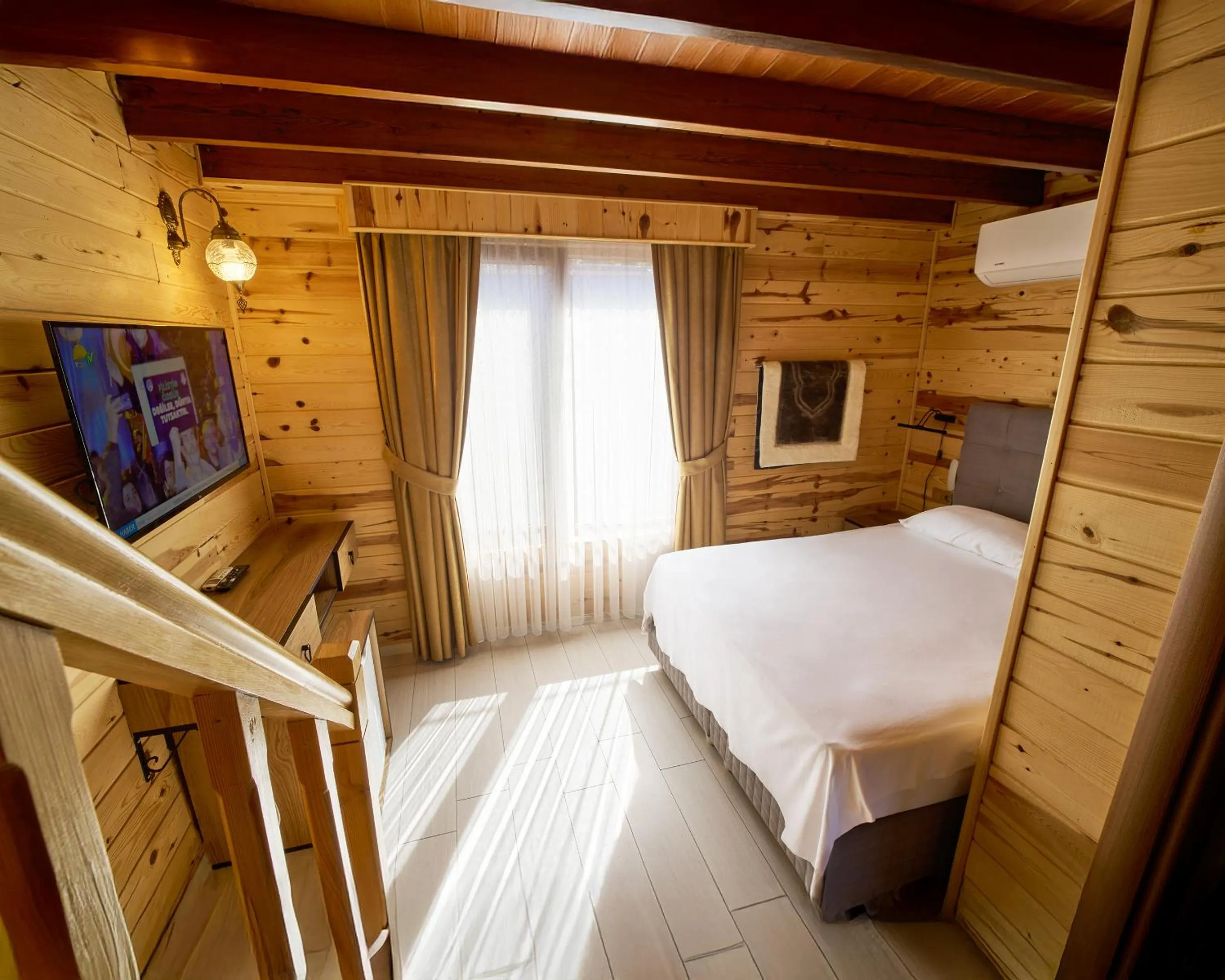 Bed in Sarı Köşk Hotel