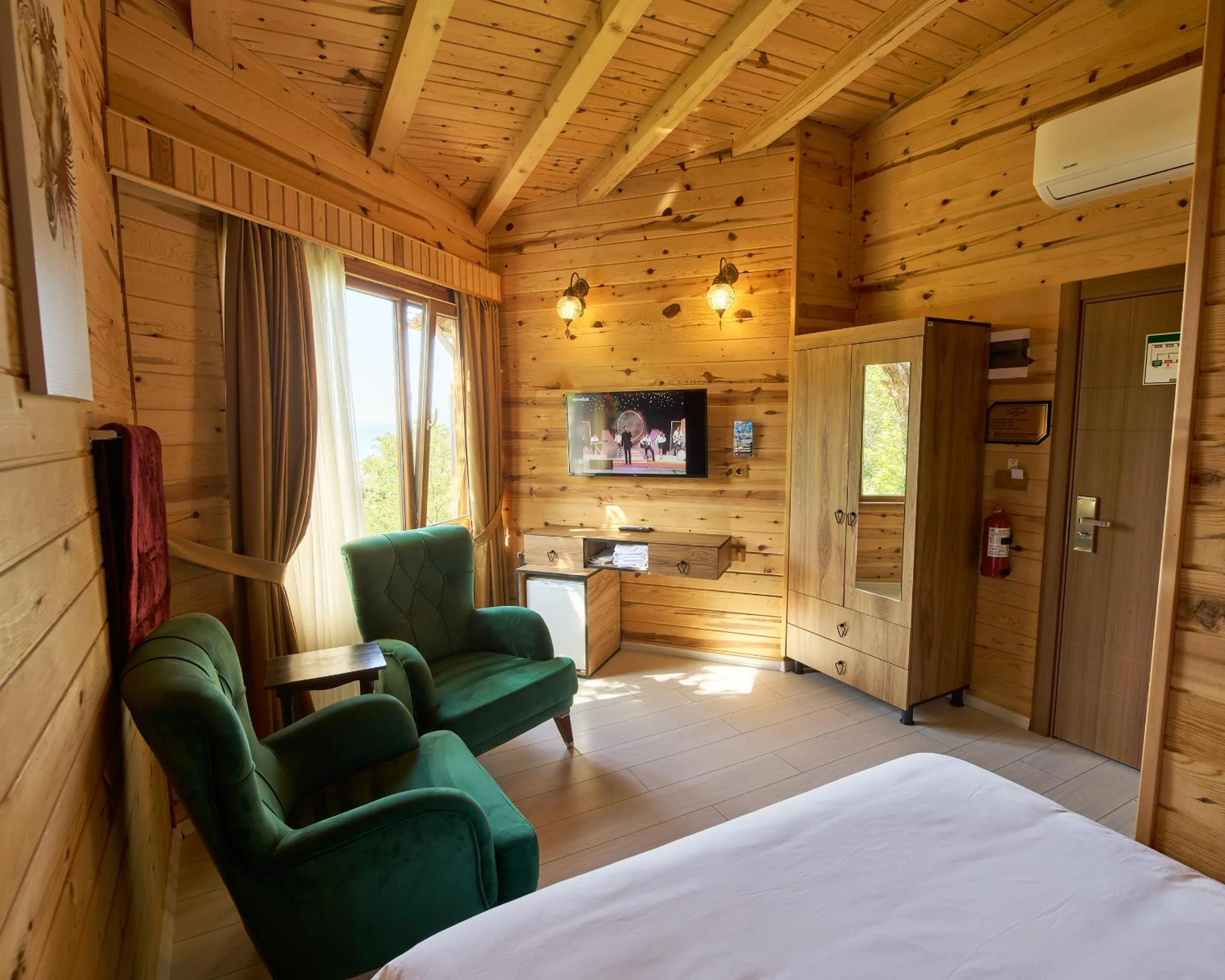 Living room, Bed in Sarı Köşk Hotel