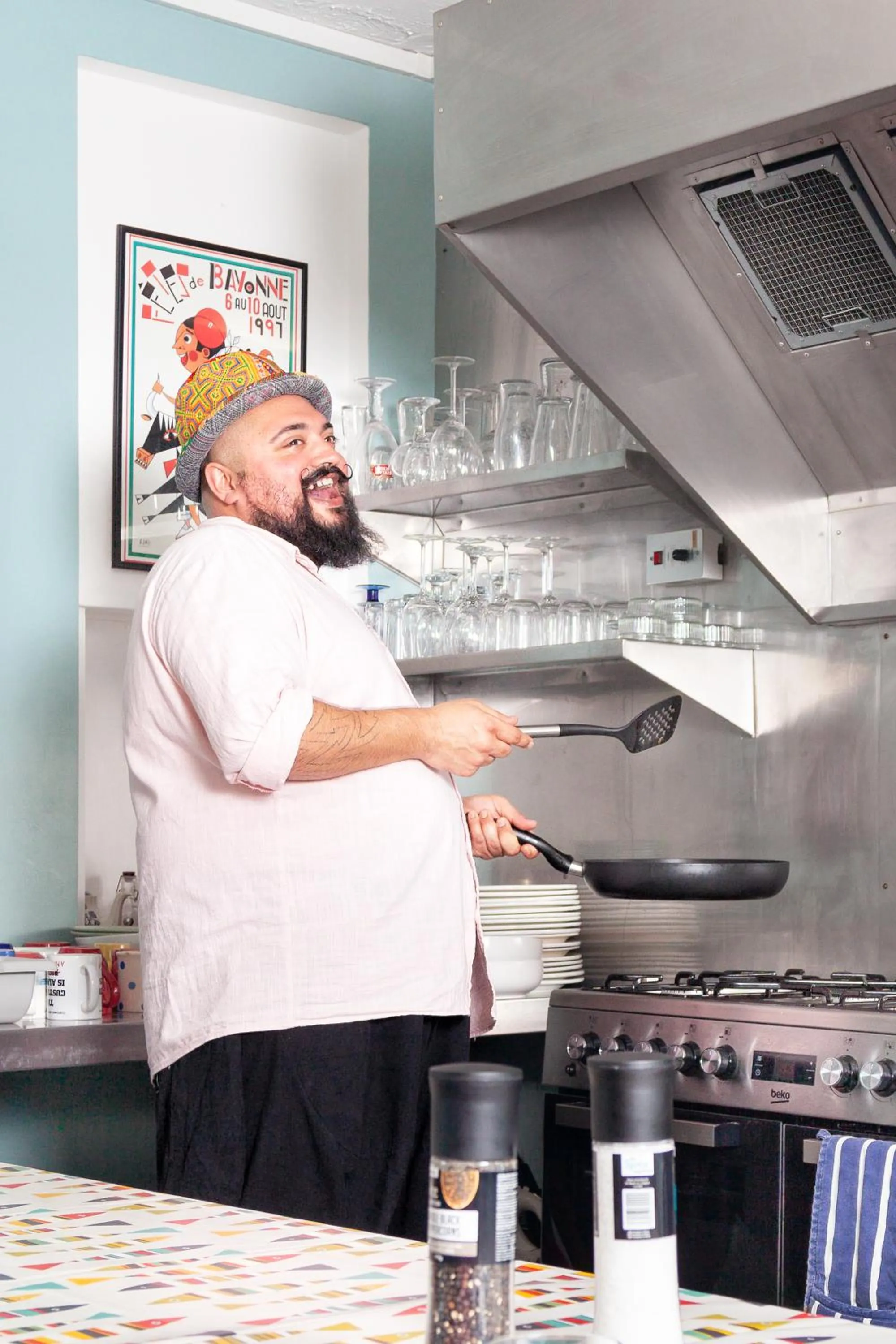Communal kitchen in Ocean Backpackers self-catering hostel