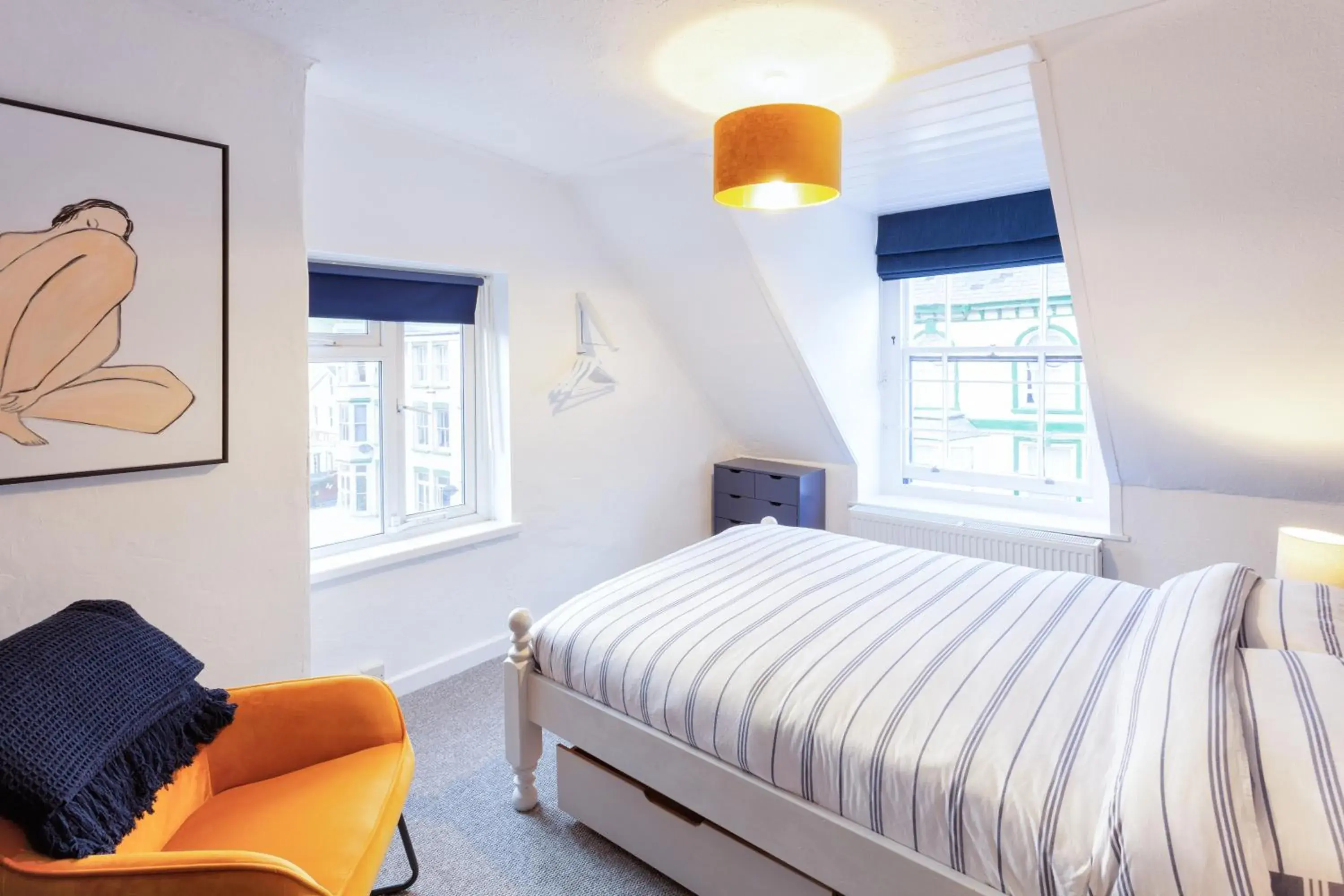 Double Room with Shared Bathroom in Ocean Backpackers self-catering hostel Double Room with Shared Bathroom in Ocean Backpackers self-catering hostel