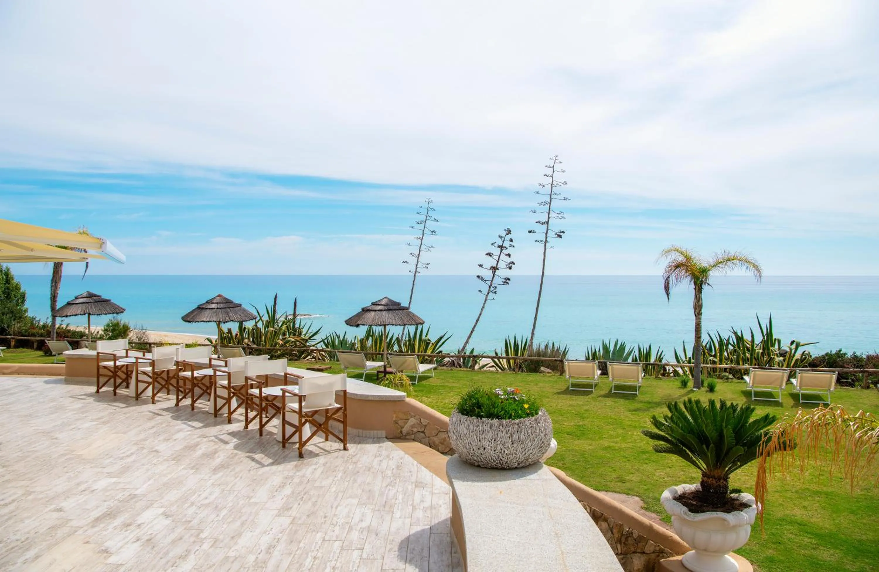 Day in Villa Escargot Luxury in Costa Rei Beach