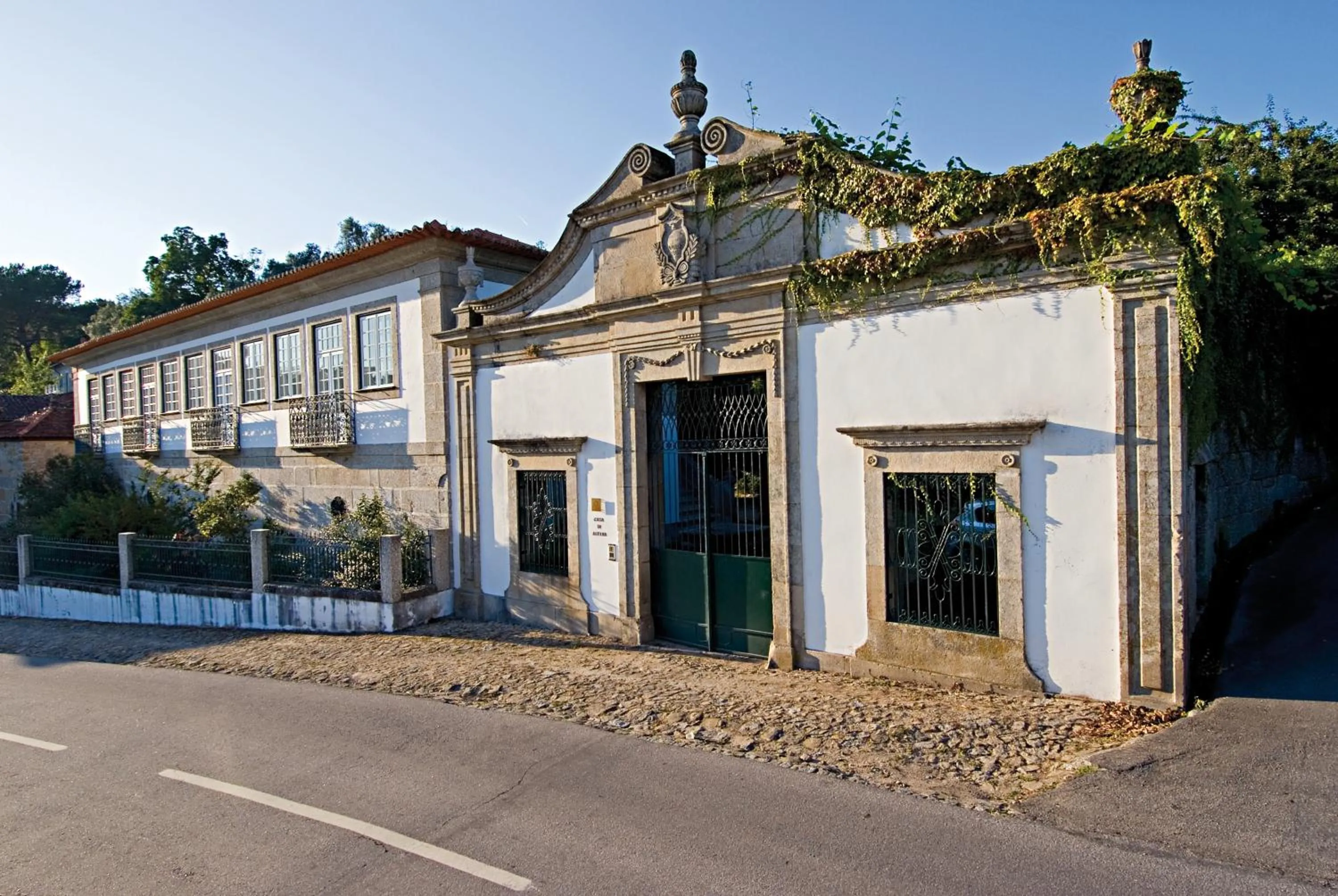 Facade/entrance in Casa De Alfena
