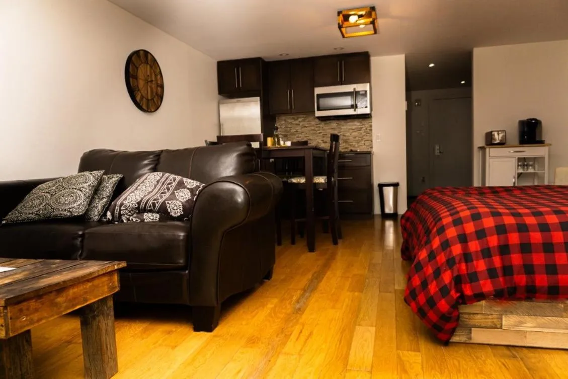 Seating Area in Condo Hotel Au pied du Mont Orford