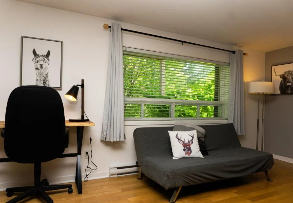 Seating Area in Condo Hotel Au pied du Mont Orford
