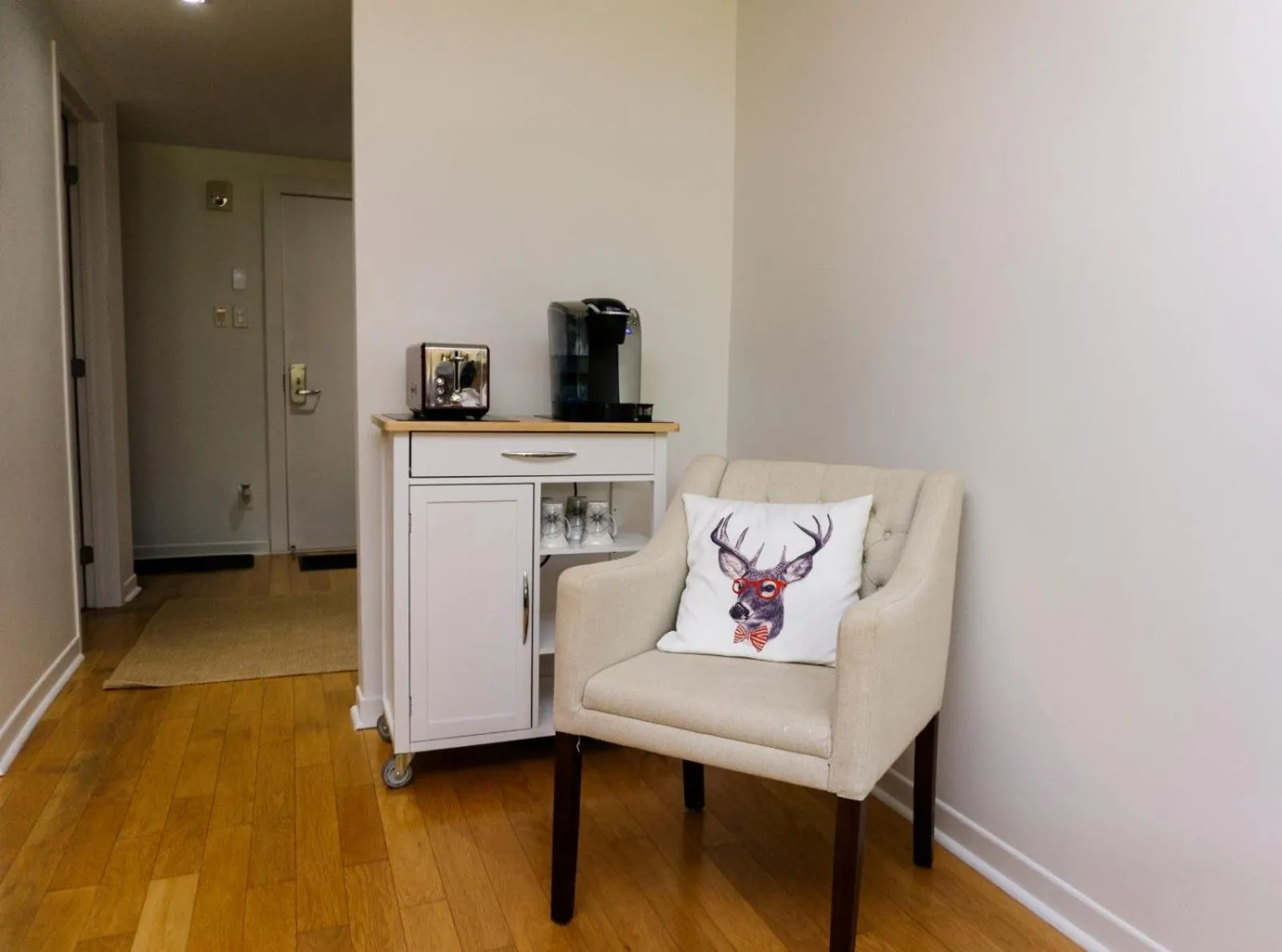 Seating Area in Condo Hotel Au pied du Mont Orford