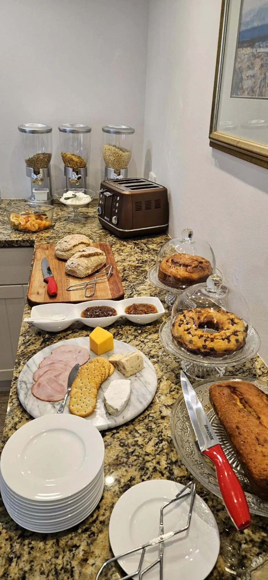 Breakfast in Villa Venusta Luxury Guesthouse - Solar Power