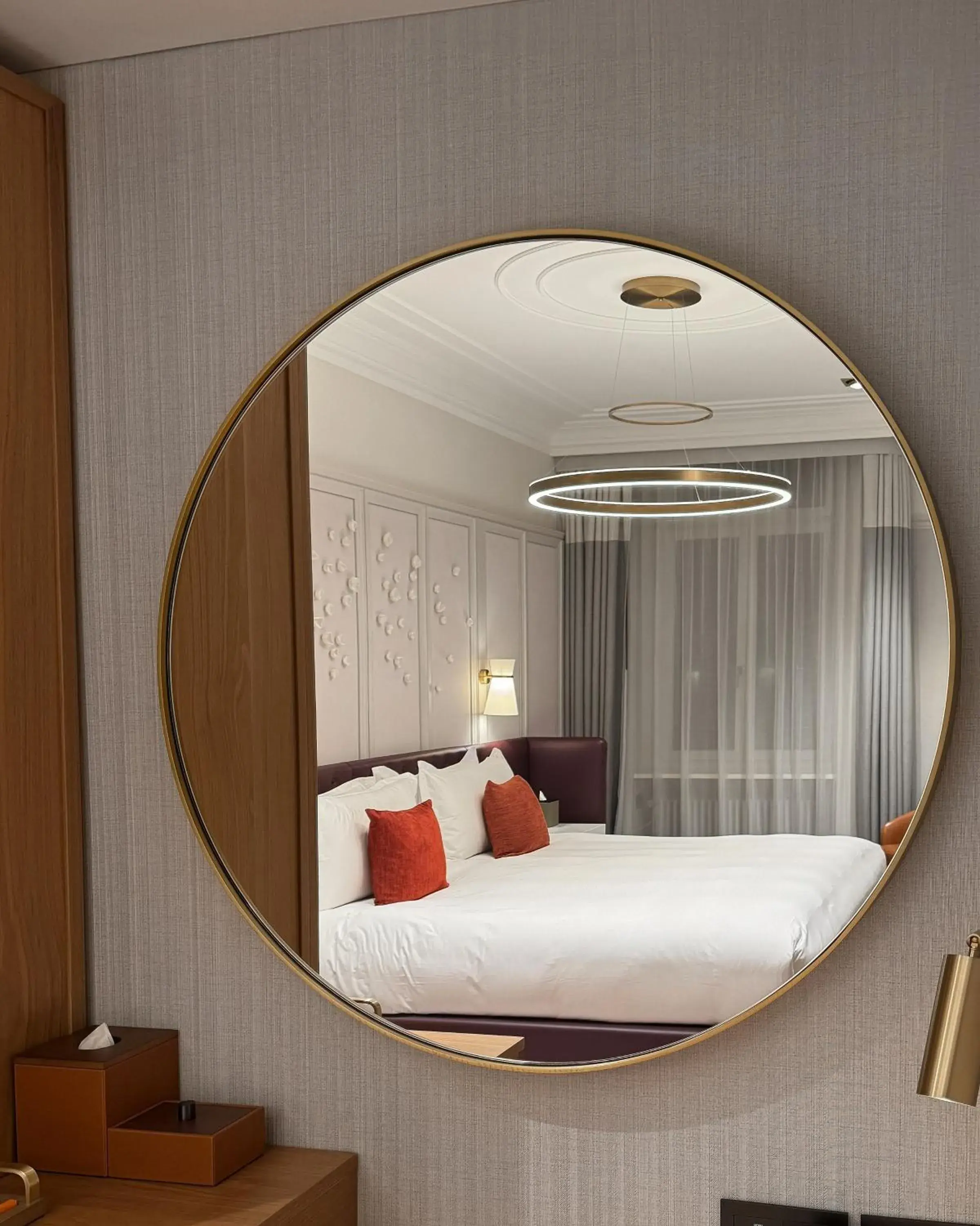 Decorative detail, Bed in Mandarin Oriental Palace, Luzern Decorative detail, Bed in Mandarin Oriental Palace, Luzern