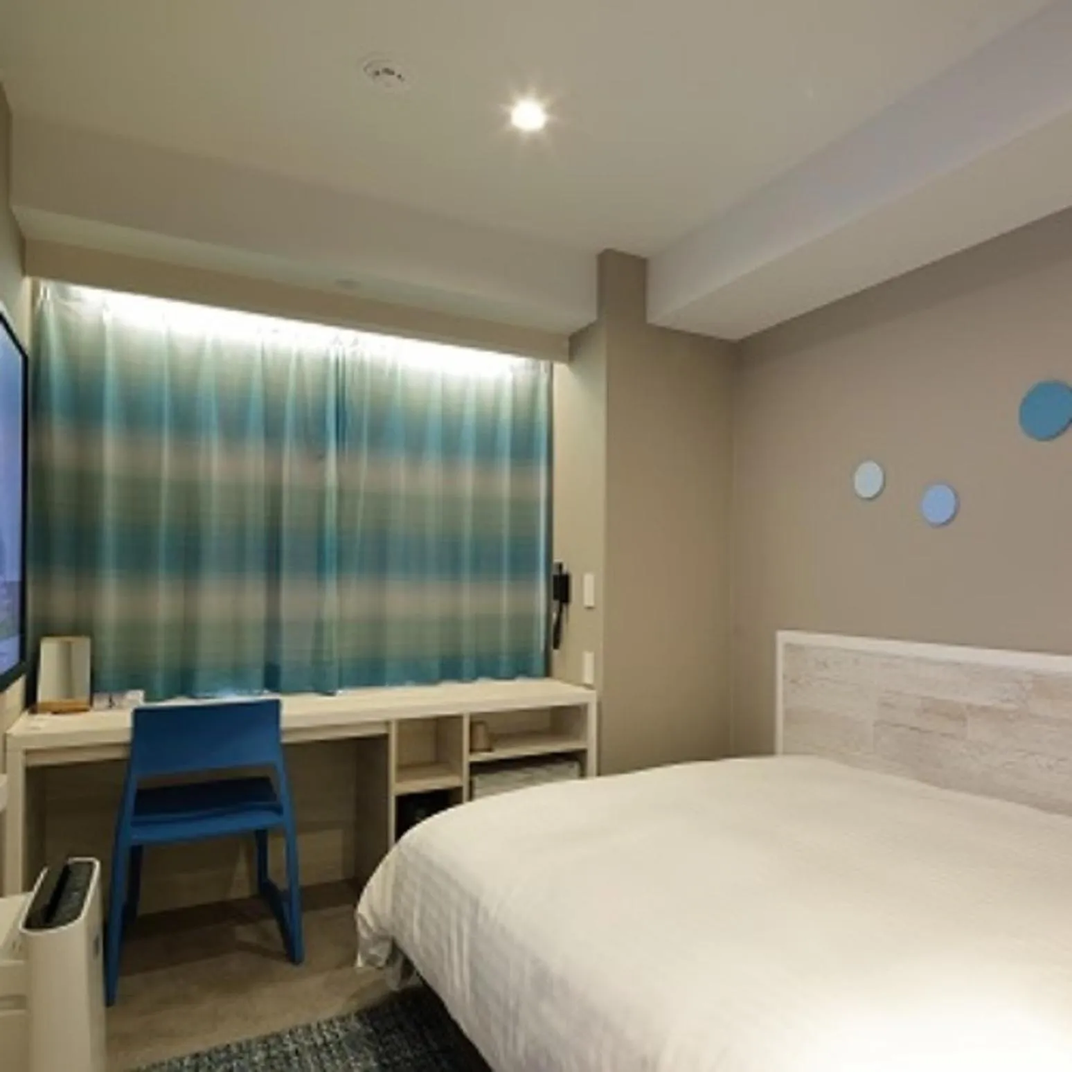 Bed in Via Inn Shin Osaka Shomenguchi