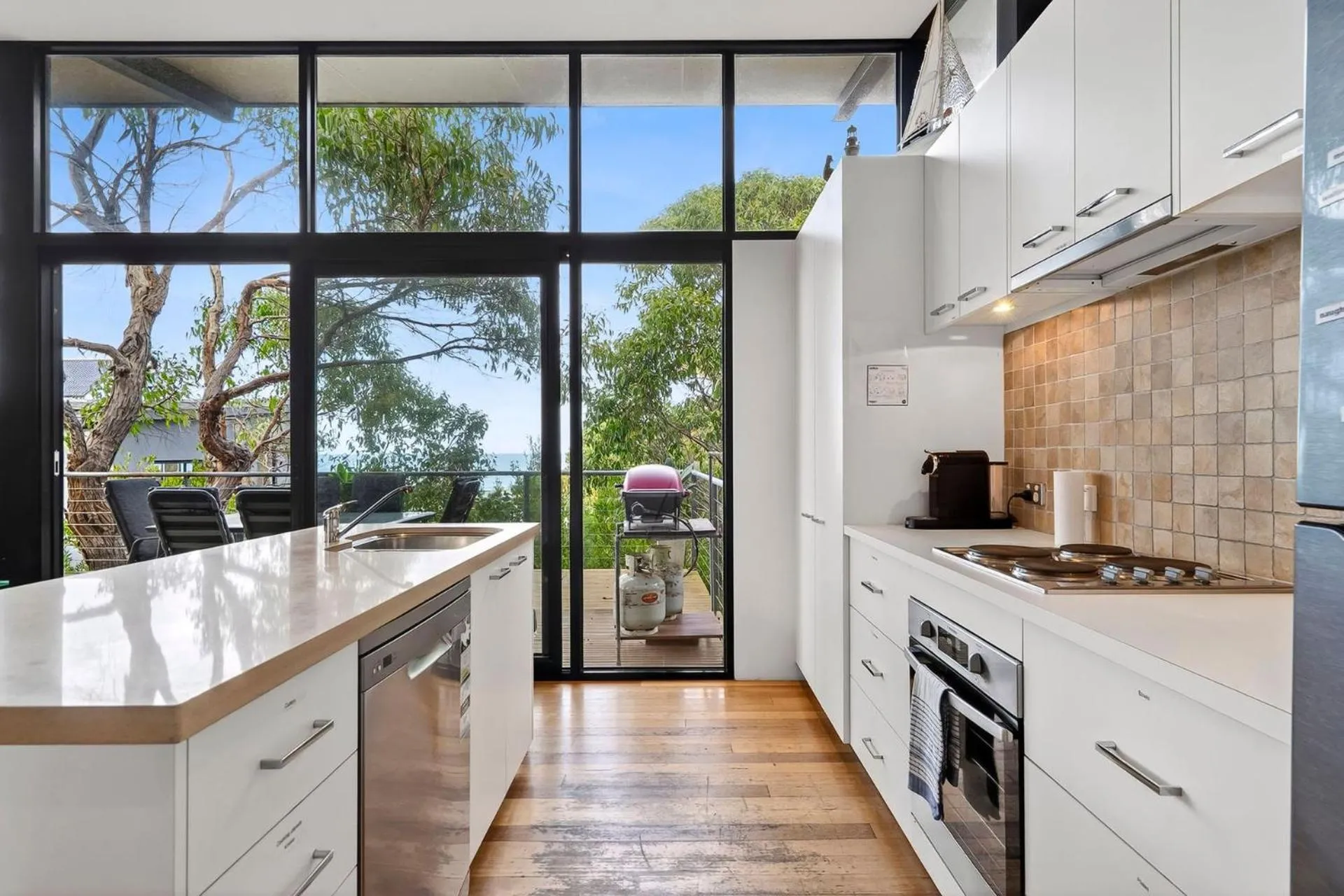 Ocean View Treetops Retreat