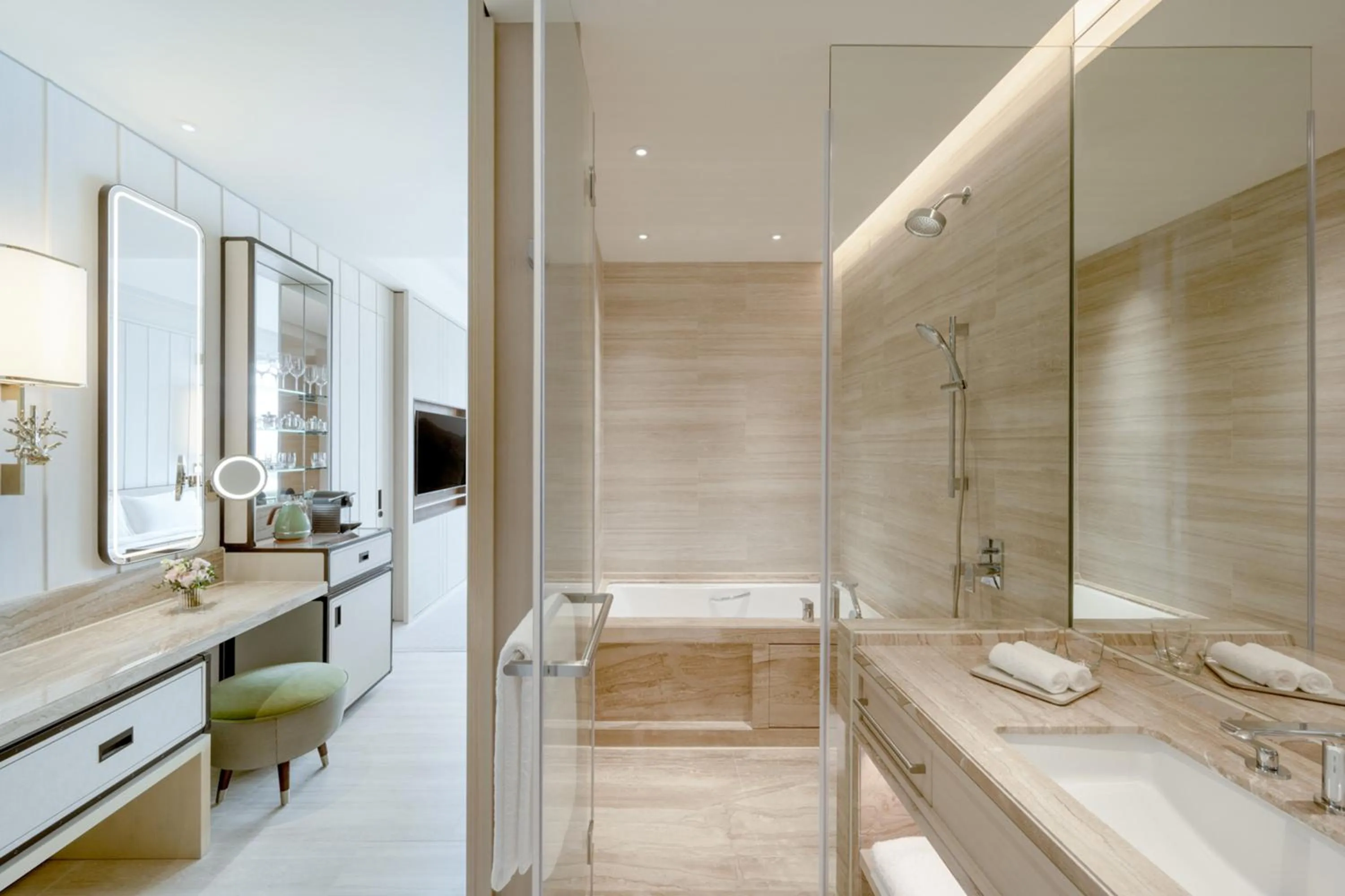 Bathroom in The Fullerton Ocean Park Hotel Hong Kong