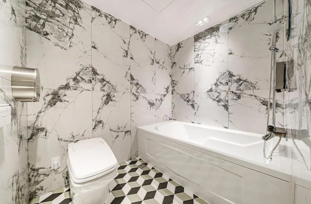 Brown-Dot Hotel Geomdan