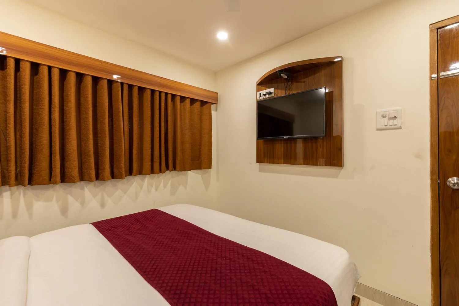 Bed in Hotel Royal Park