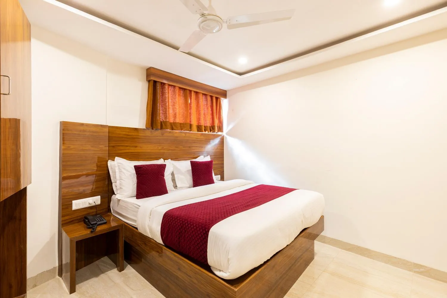 Bed in Hotel Royal Park