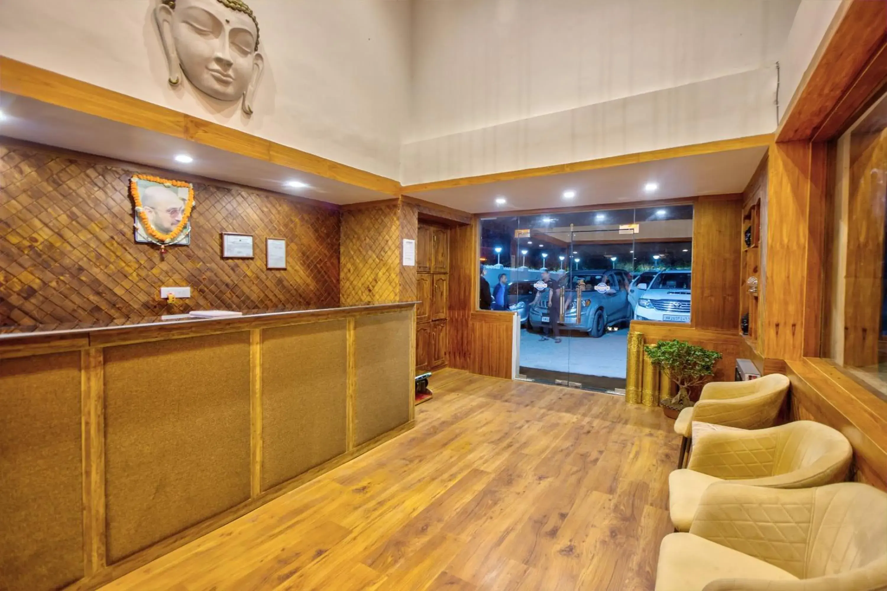 Facade/entrance in PARADISE-The Whitehouse Cafe Facade/entrance in PARADISE-The Whitehouse Cafe